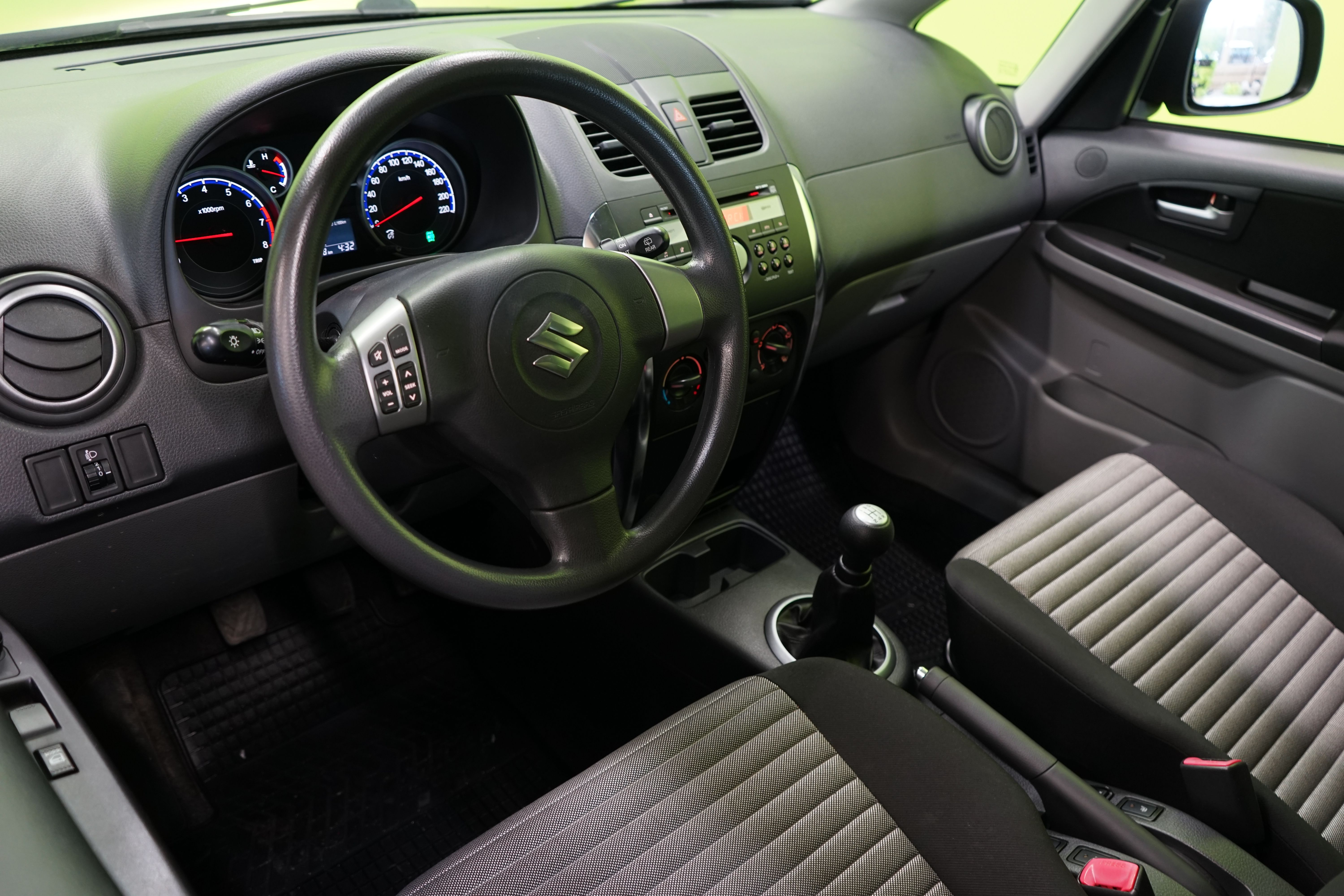 Suzuki SX4 2011