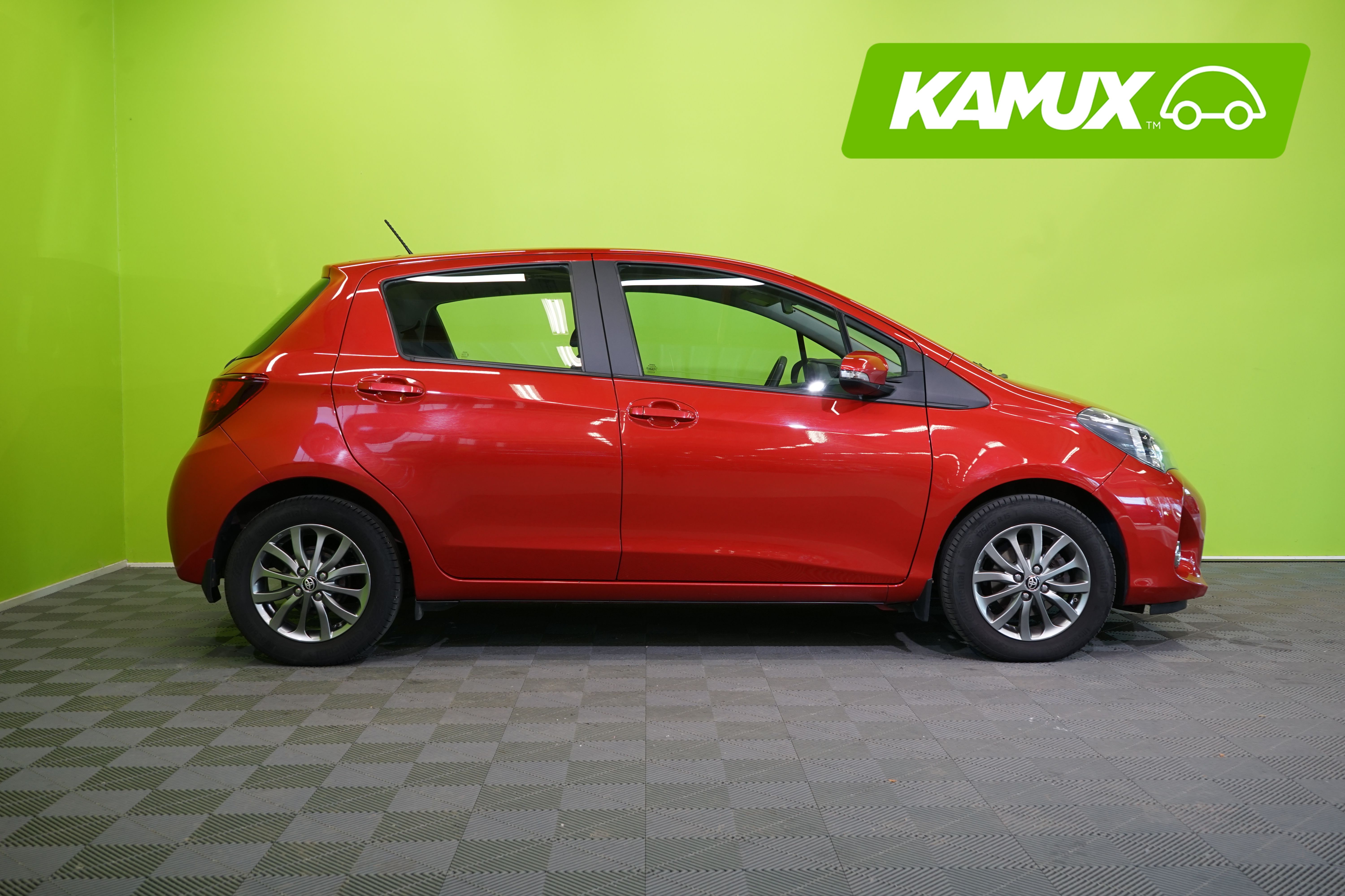 Toyota Yaris 2016