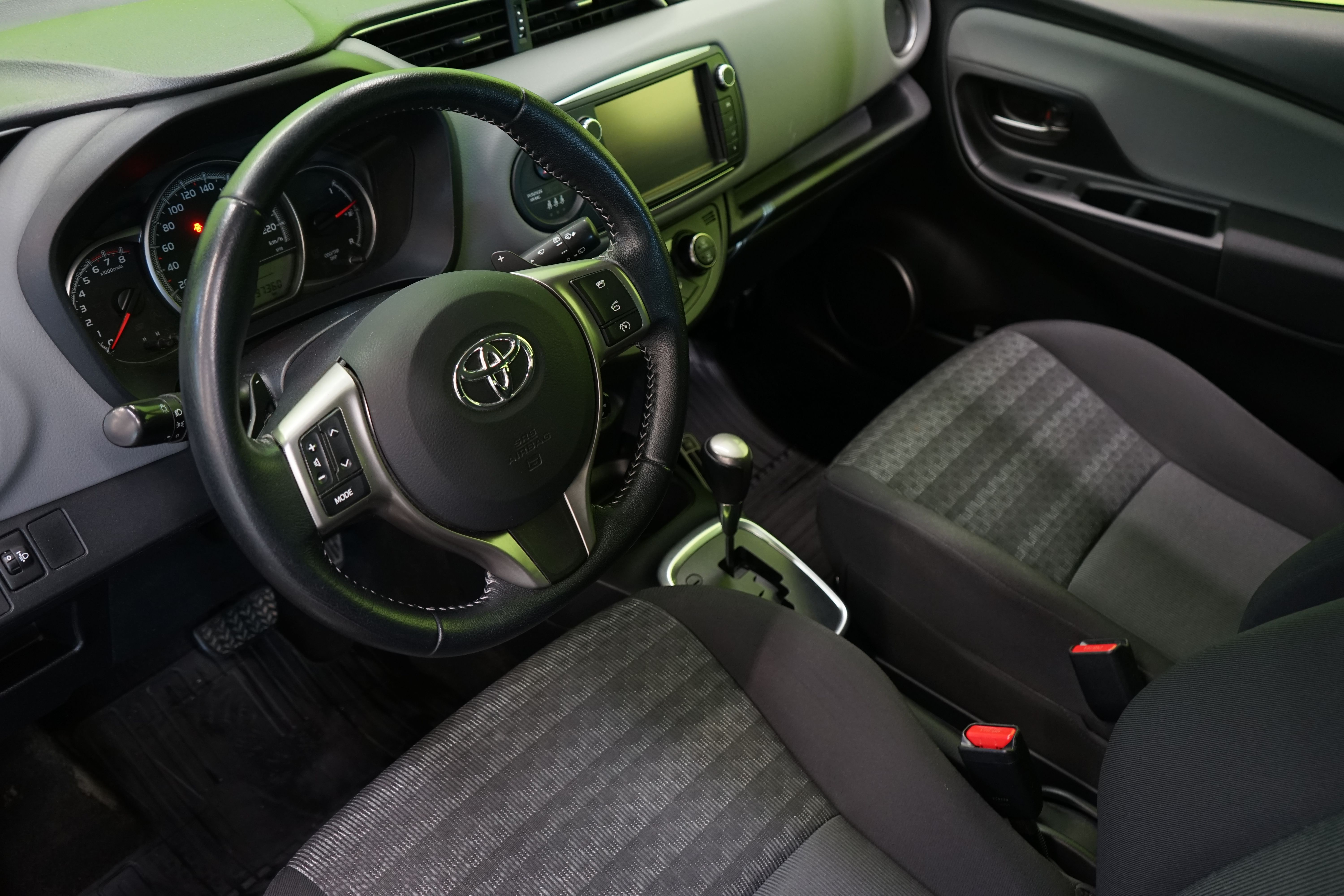 Toyota Yaris 2016