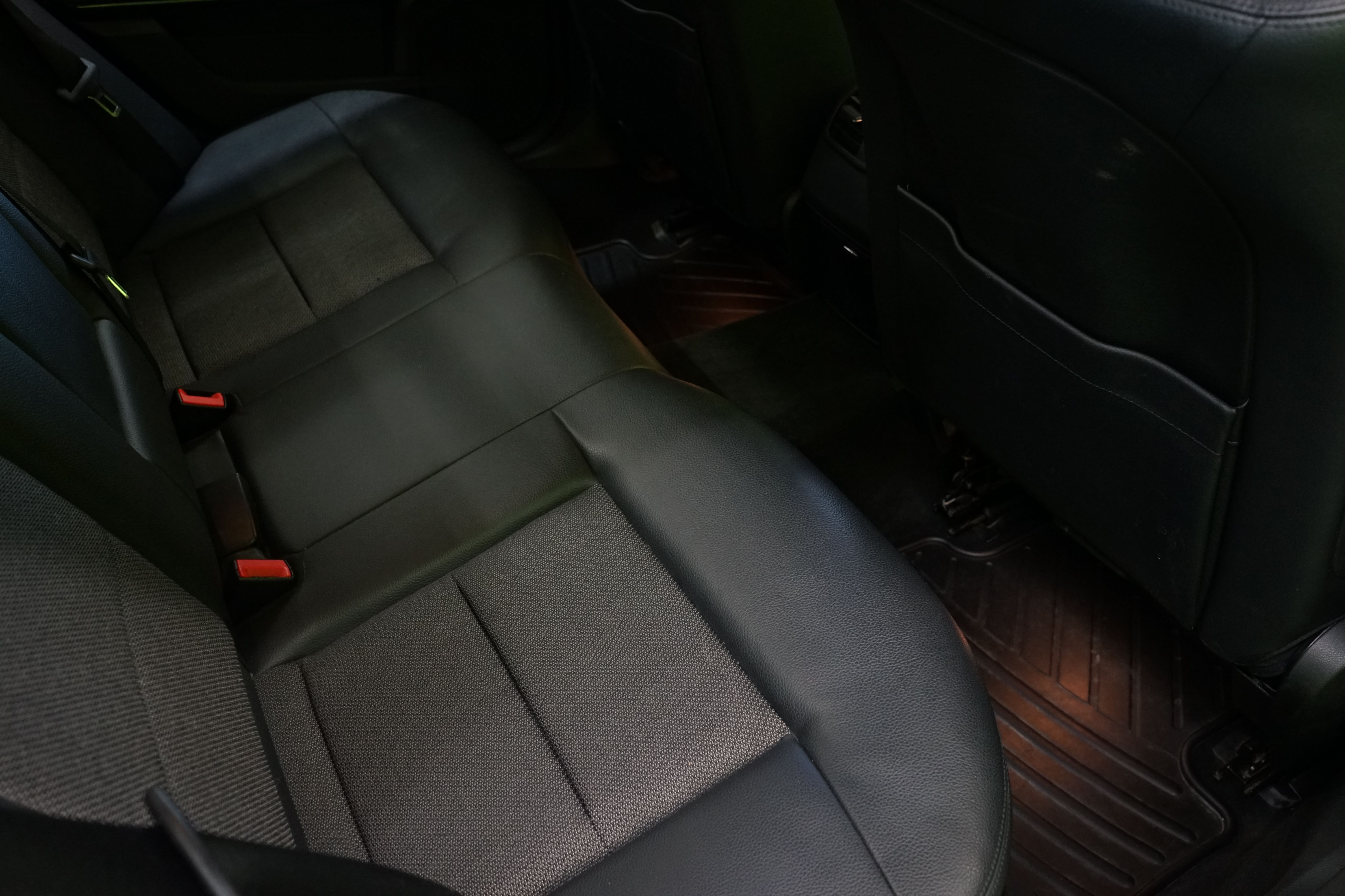 Mercedes-Benz E 2011