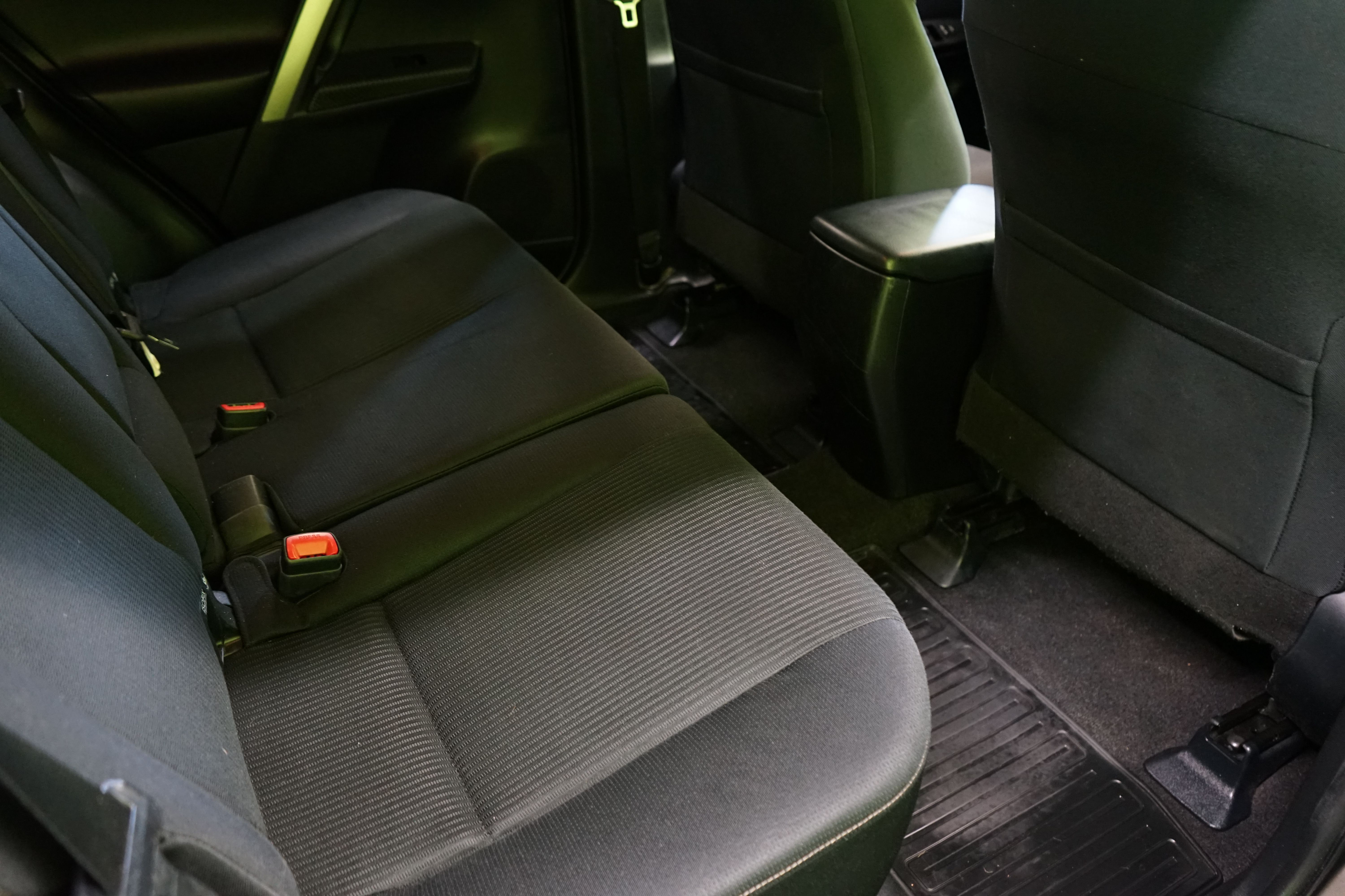 Toyota RAV4 2015