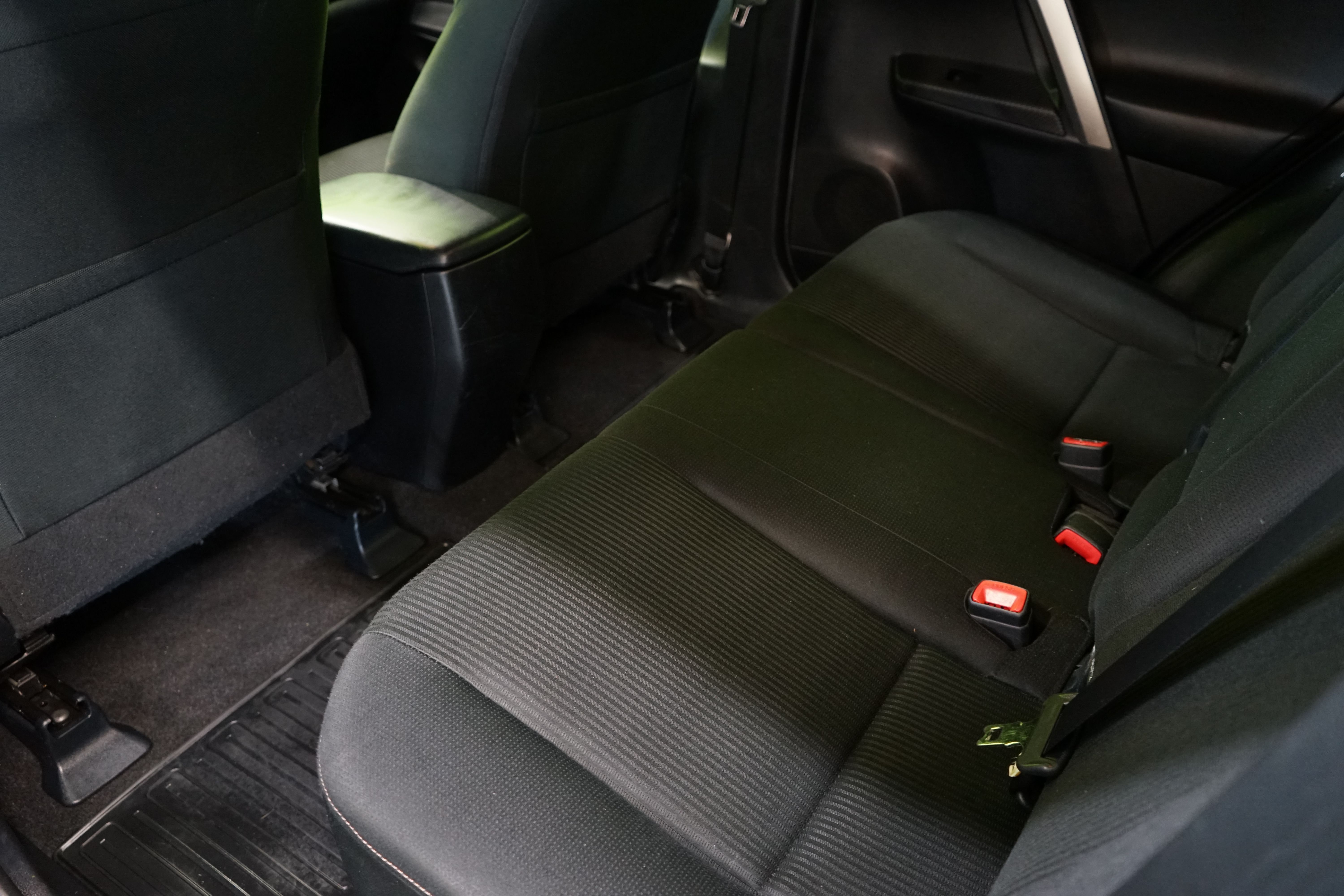 Toyota RAV4 2015