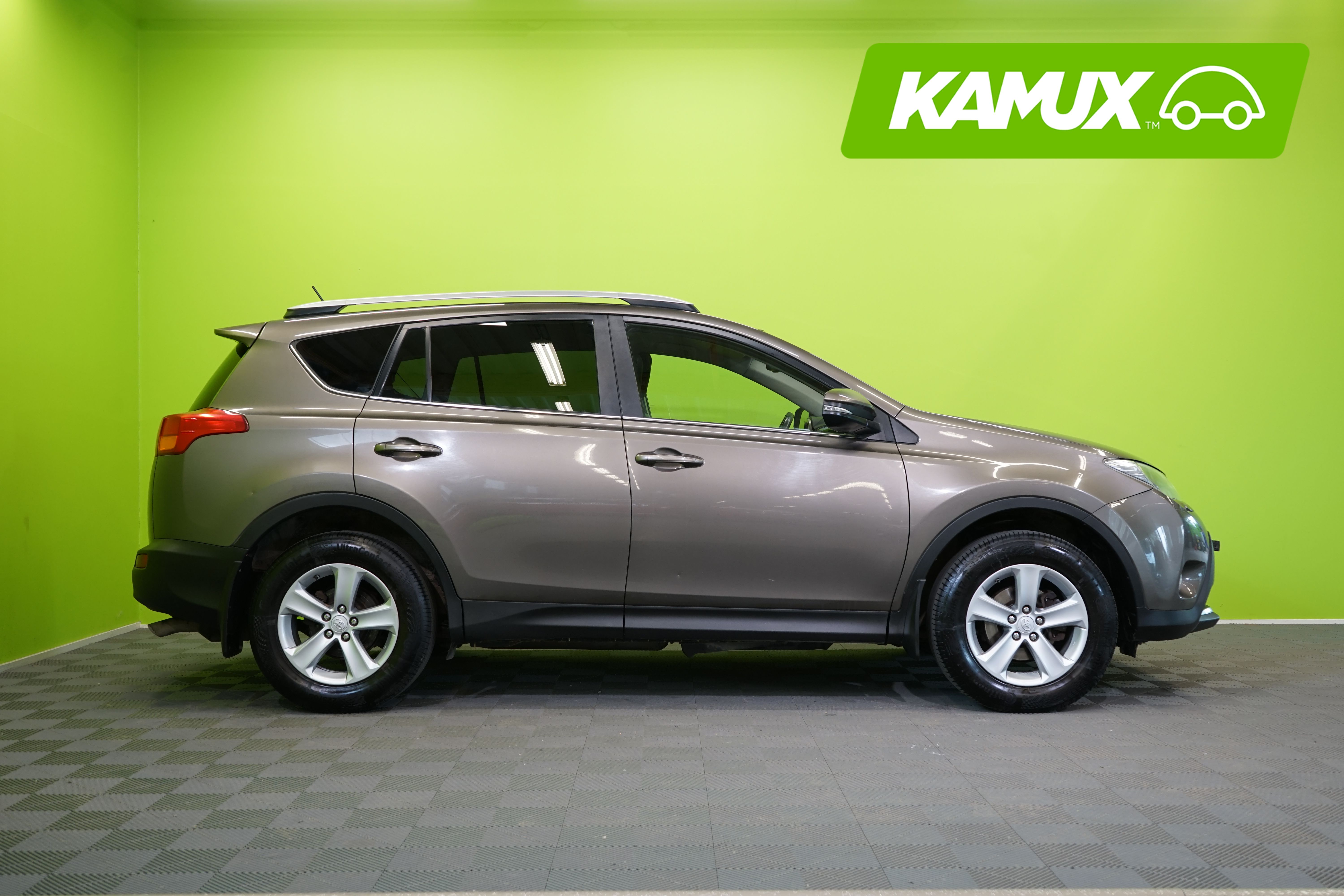 Toyota RAV4 2015