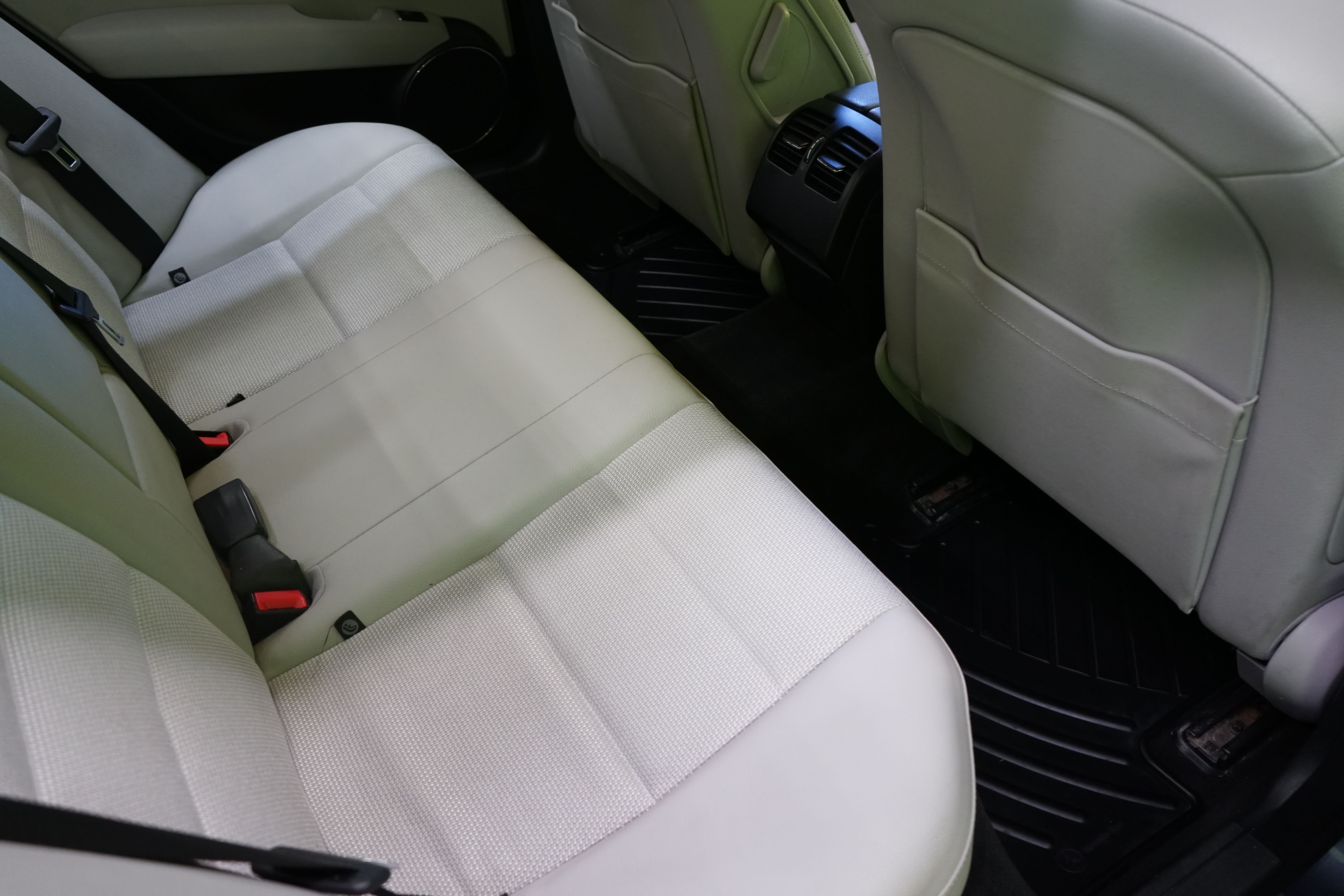 Mercedes-Benz C 2010