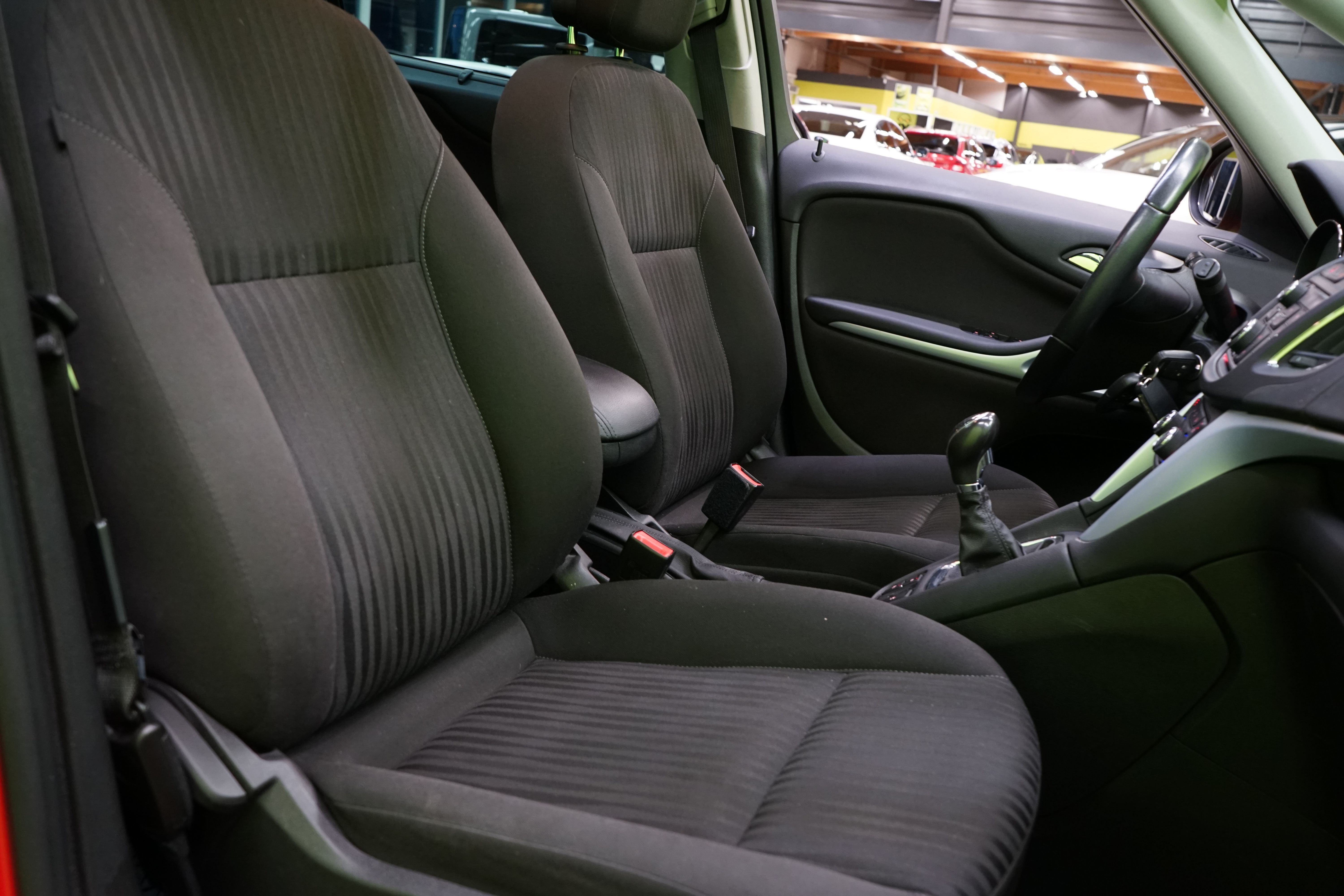 Opel Zafira Tourer 2014