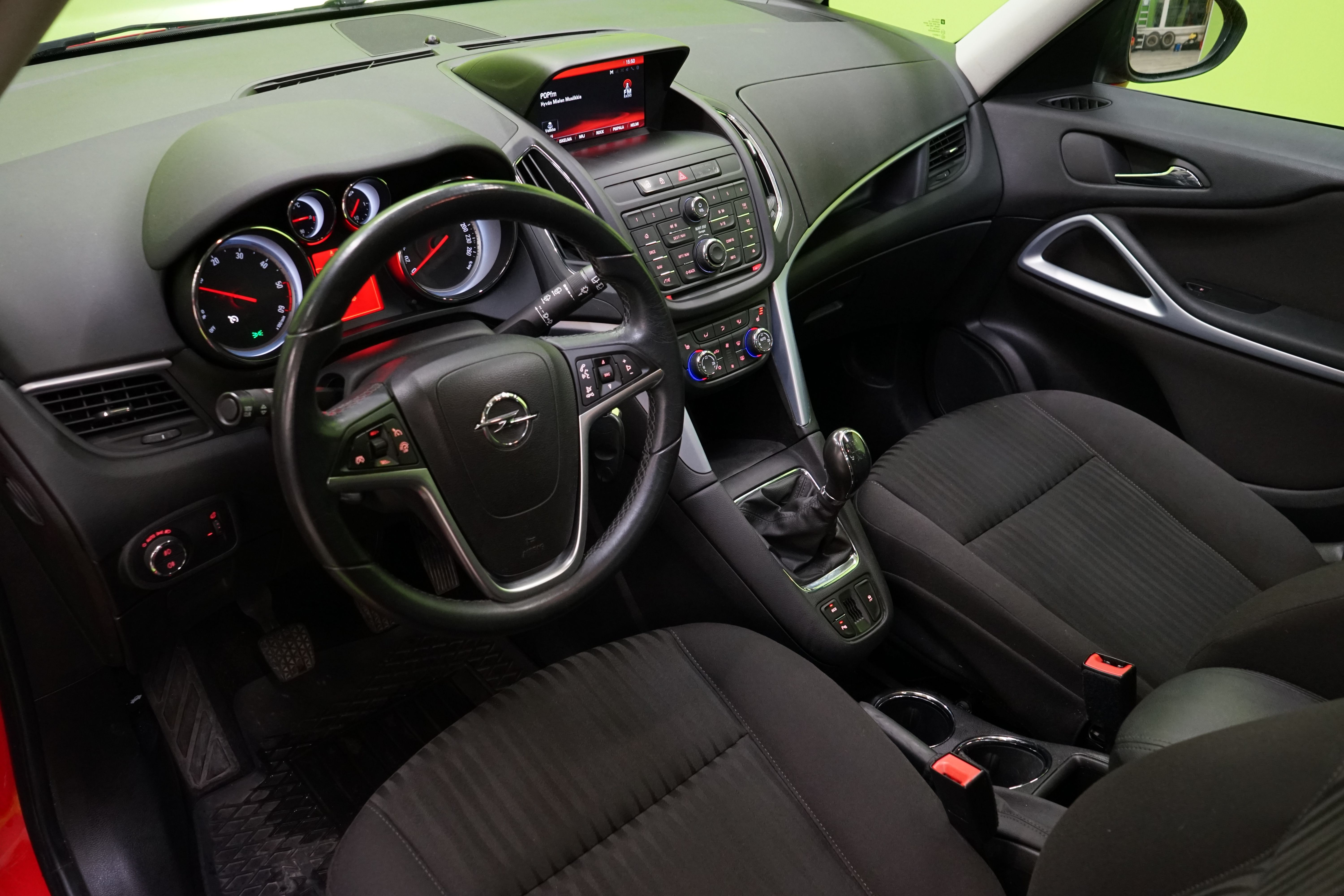 Opel Zafira Tourer 2014