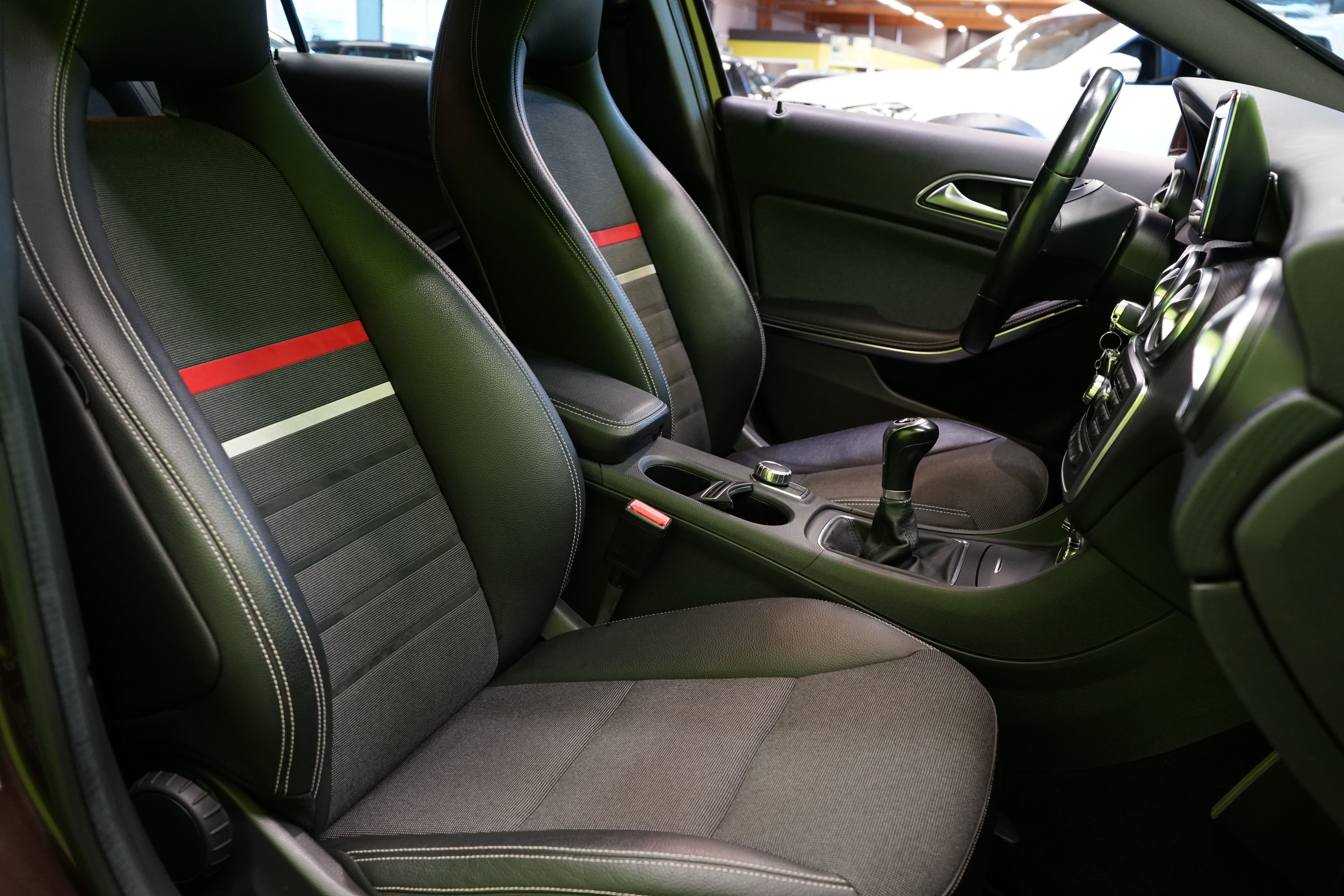 Mercedes-Benz A 2015