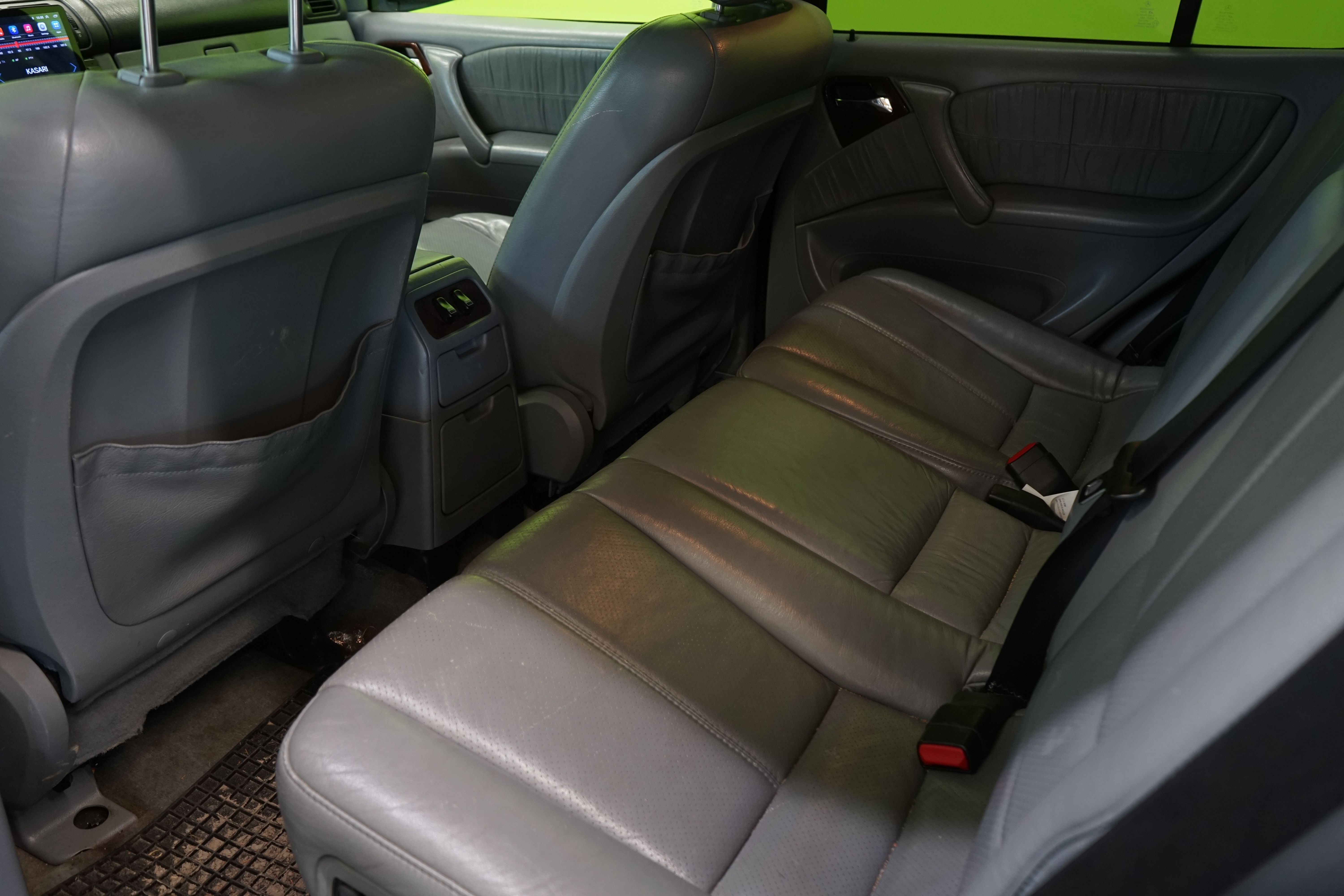 Mercedes-Benz ML 2000
