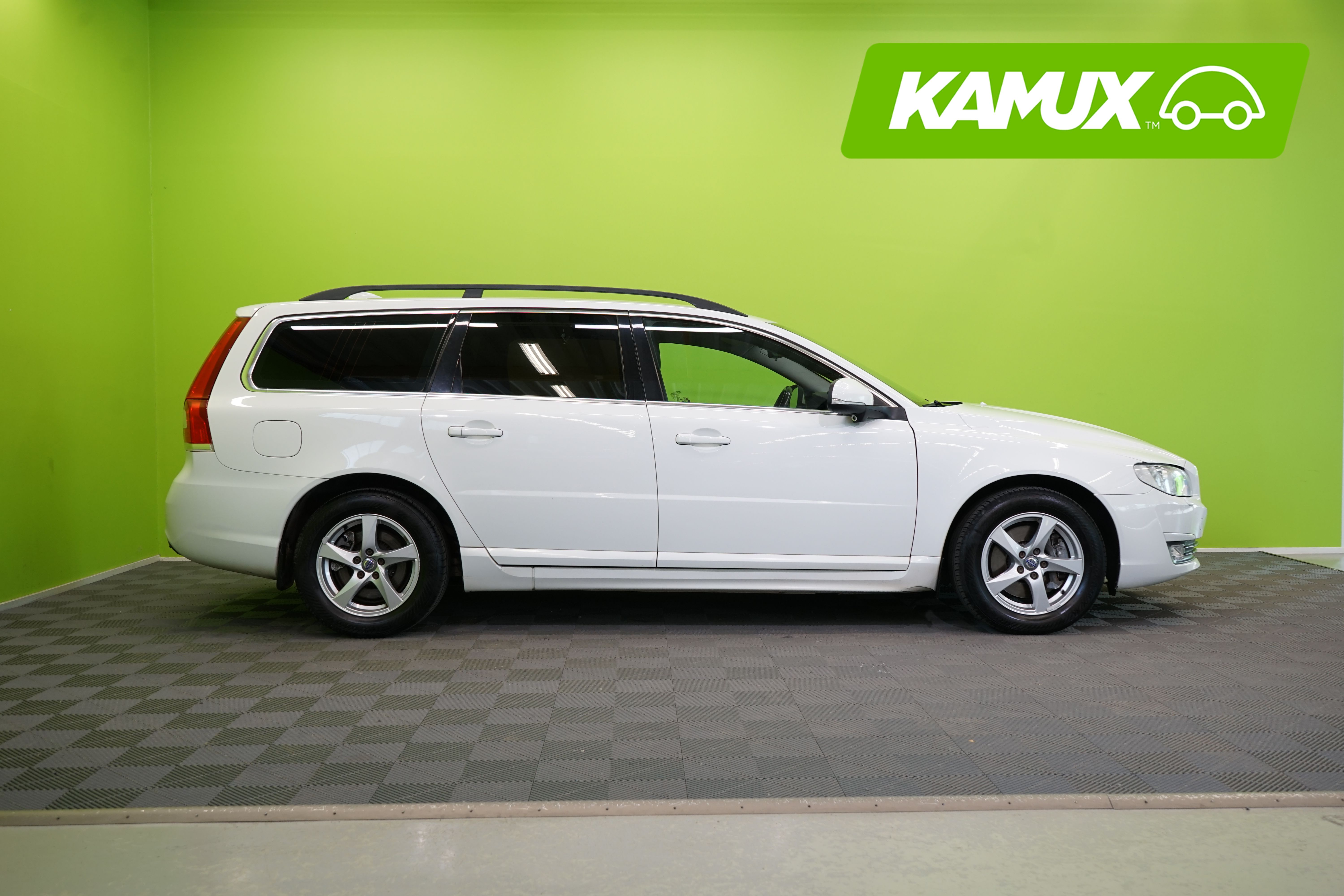 Volvo V70 2015
