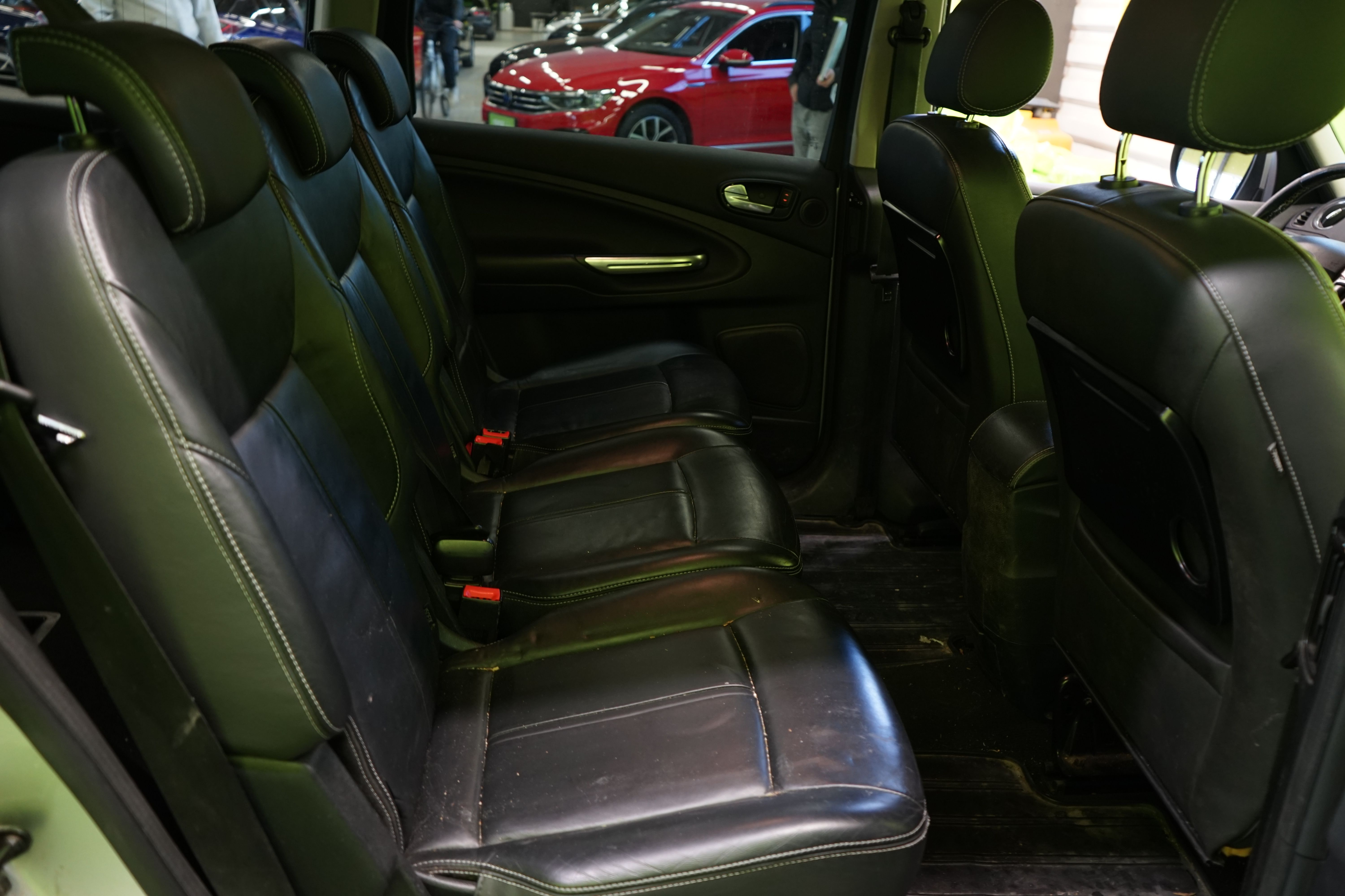Ford Galaxy 2010