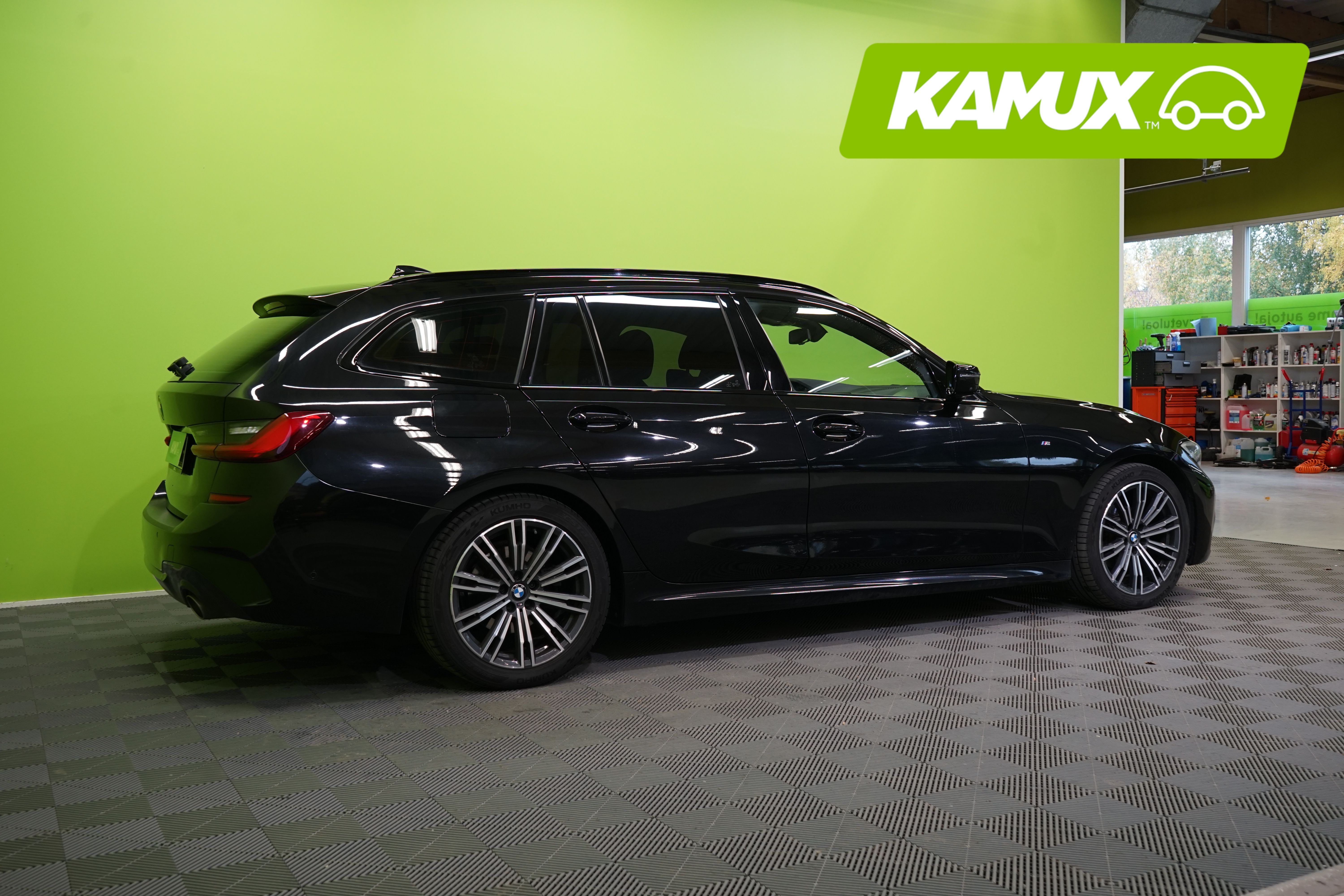 BMW 318 2021