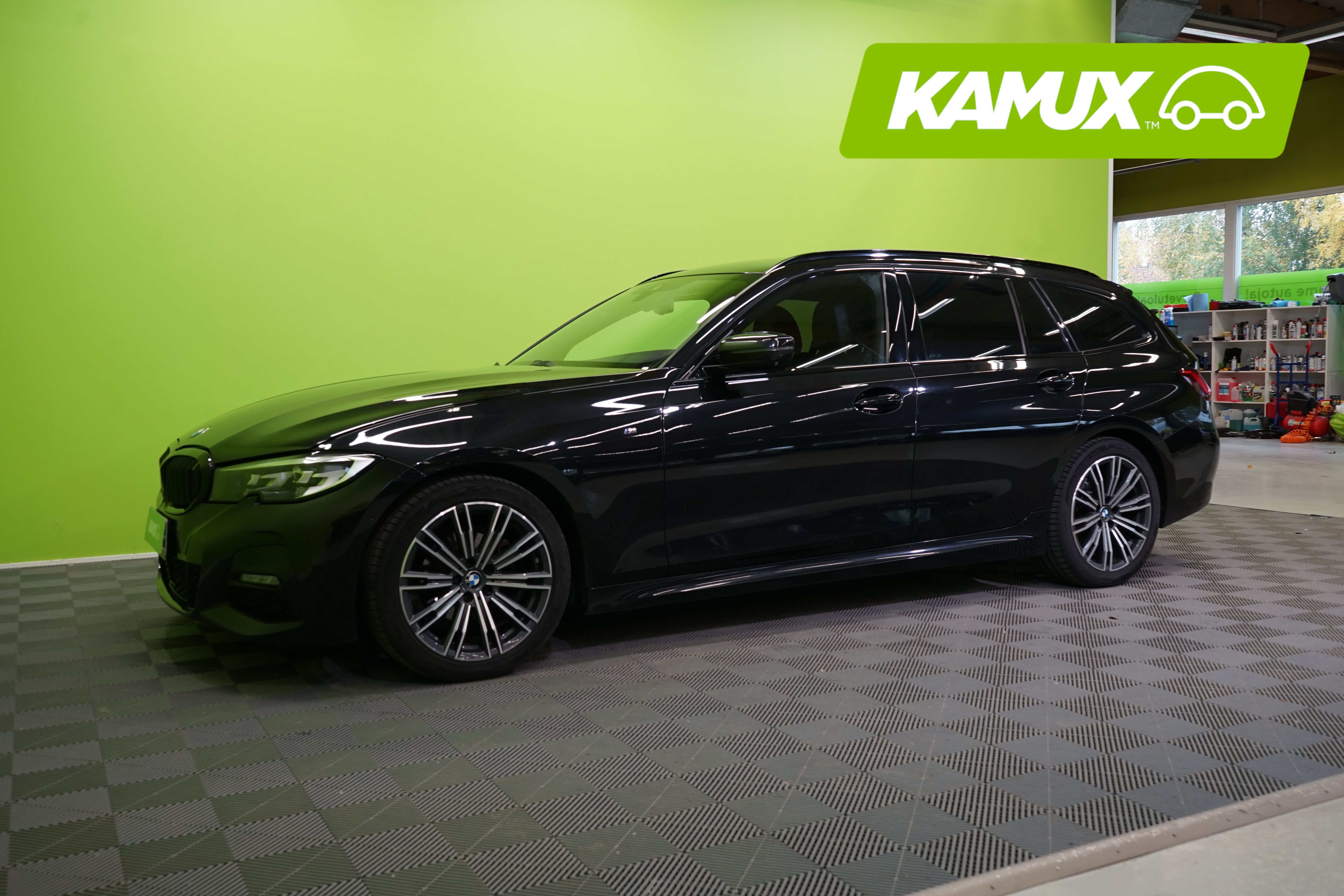 BMW 318 2021
