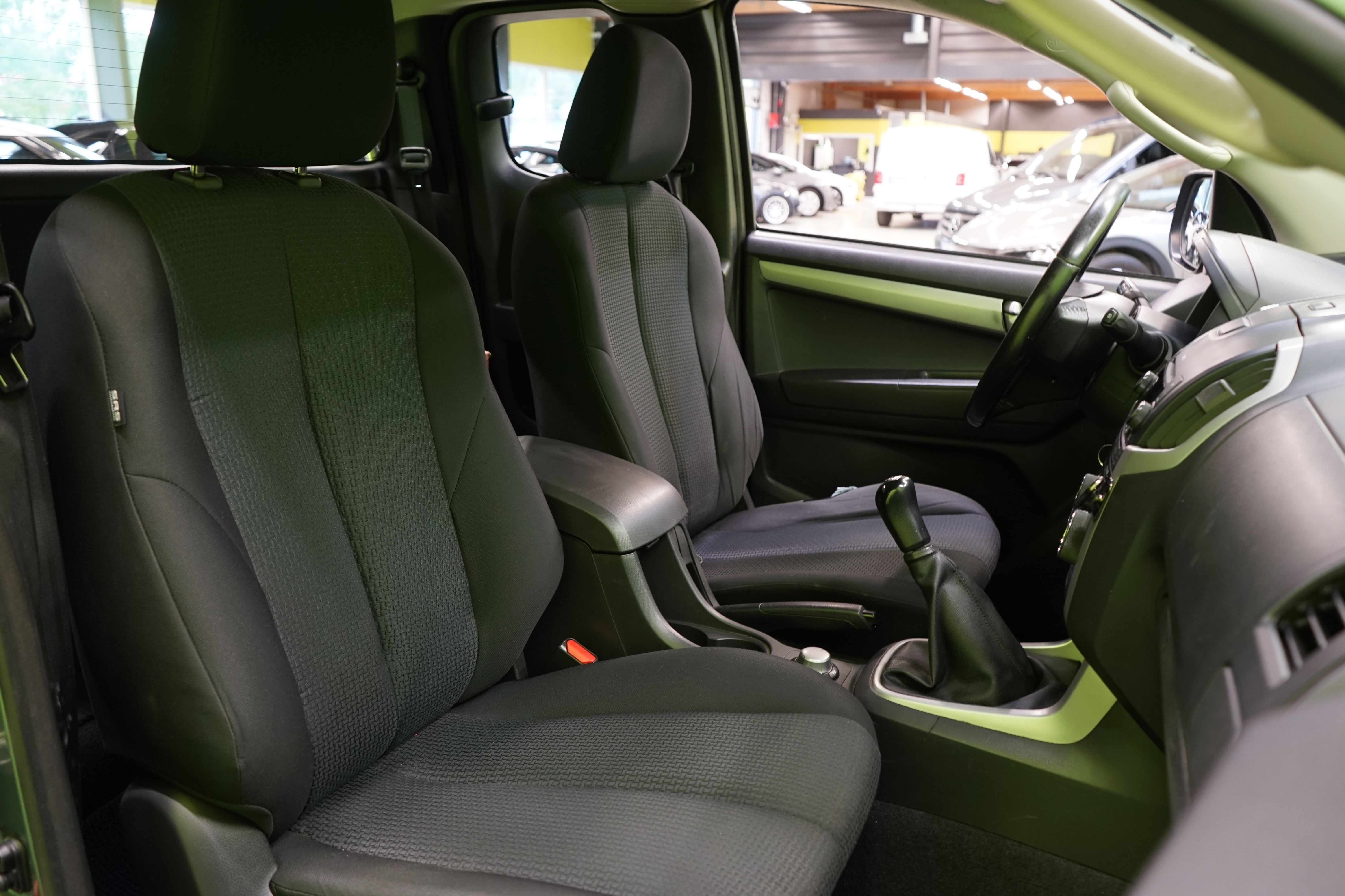 Isuzu D-Max 2013