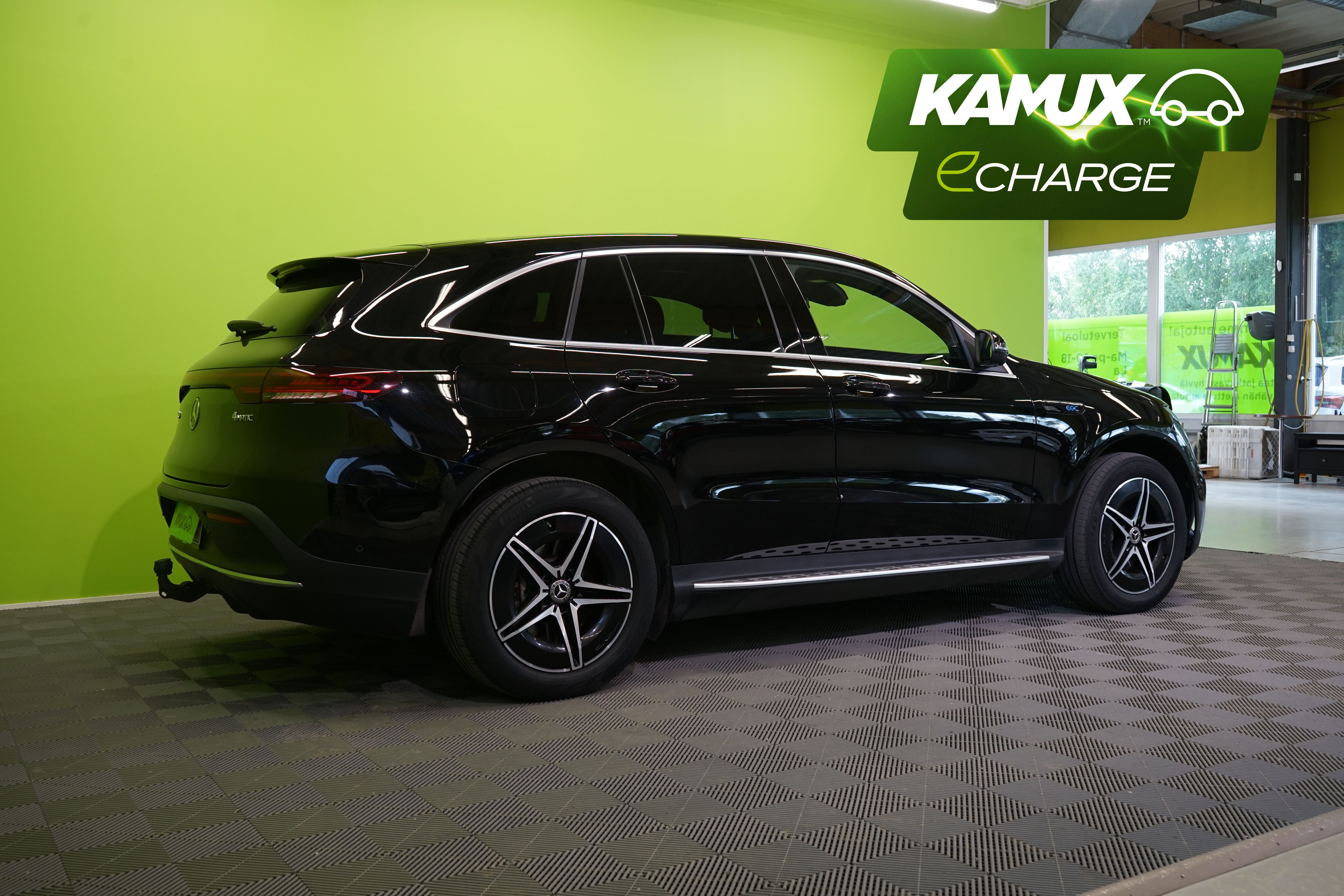 Mercedes-Benz EQC 2021