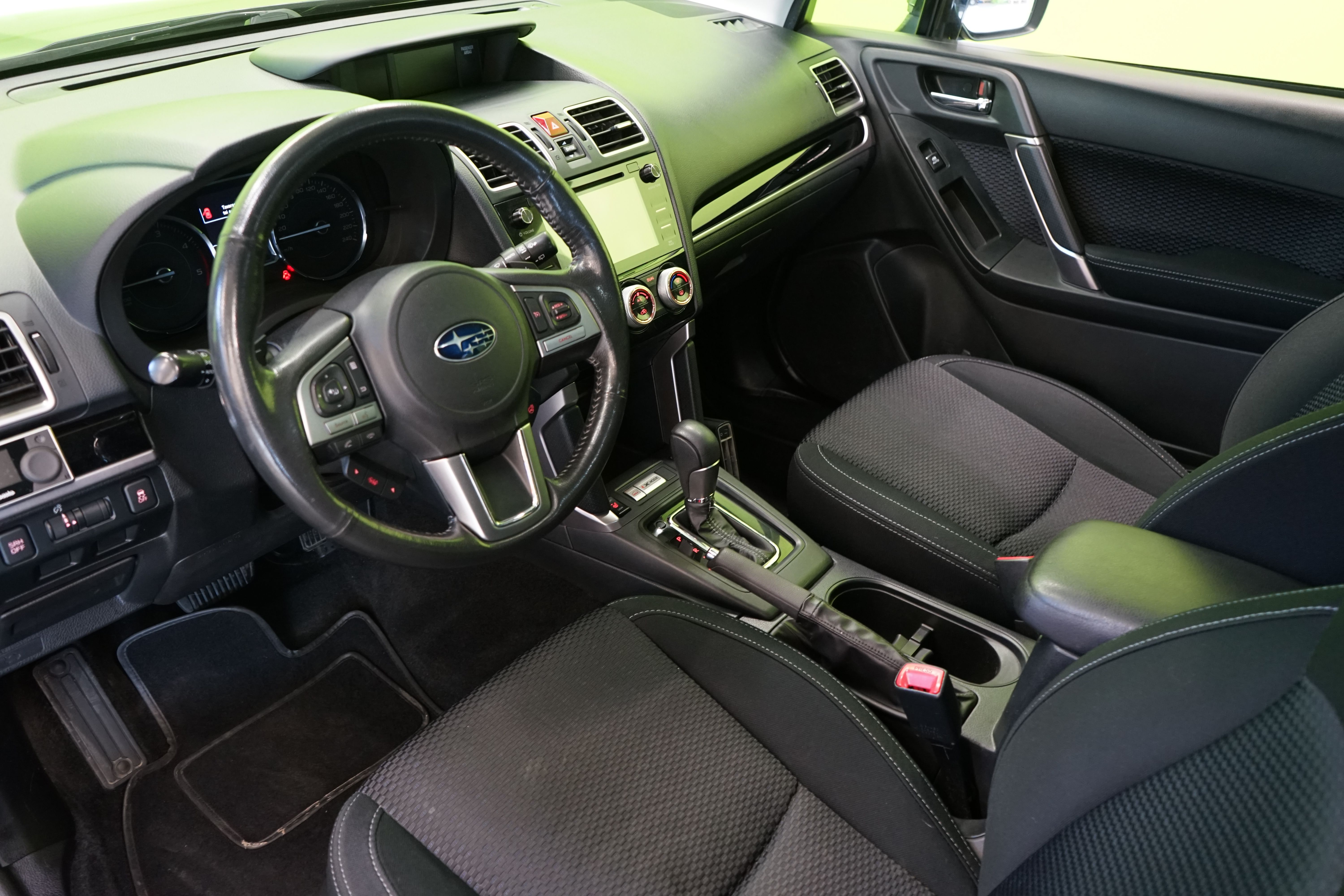 Subaru Forester 2016