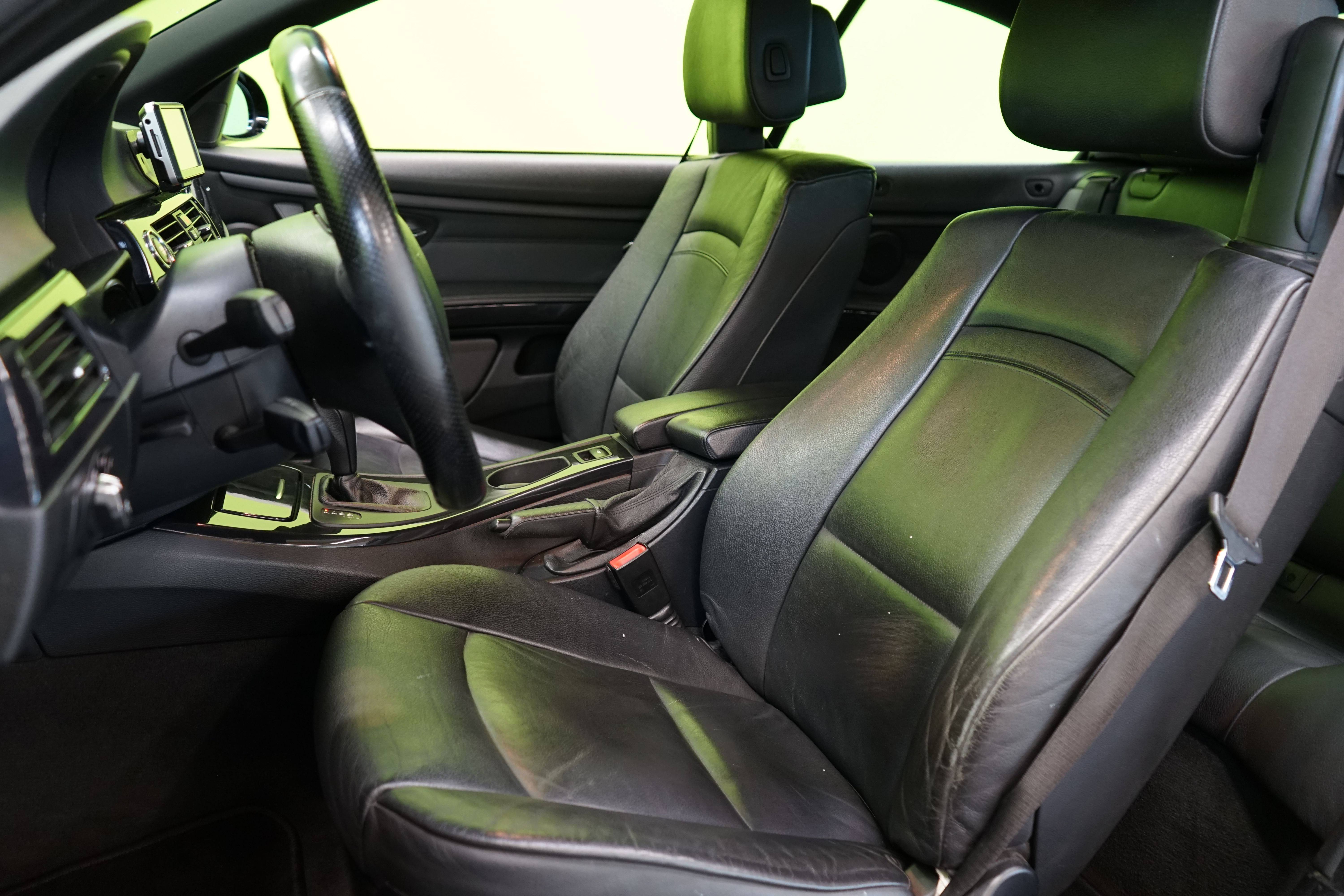 BMW 320 2008