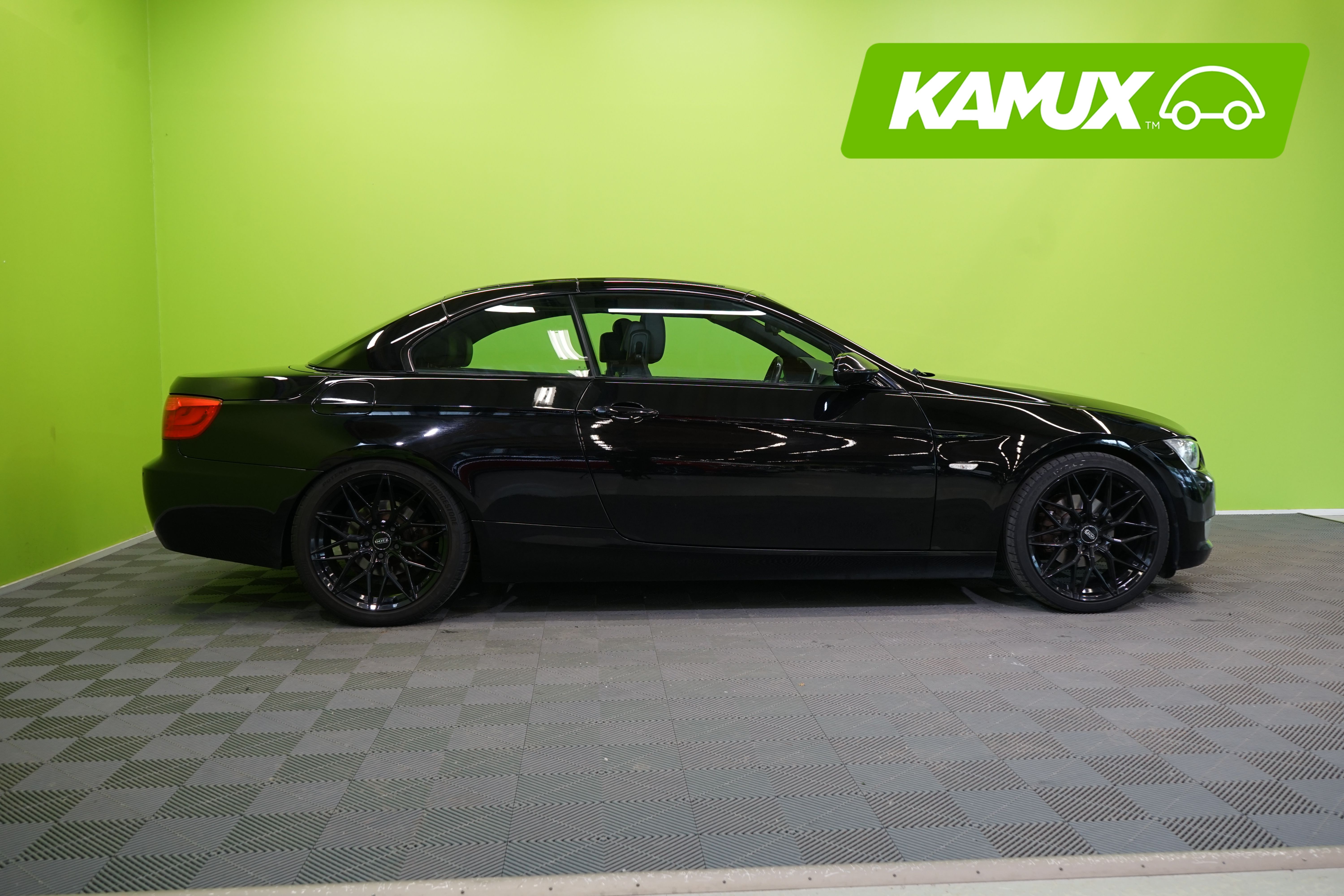 BMW 320 2008