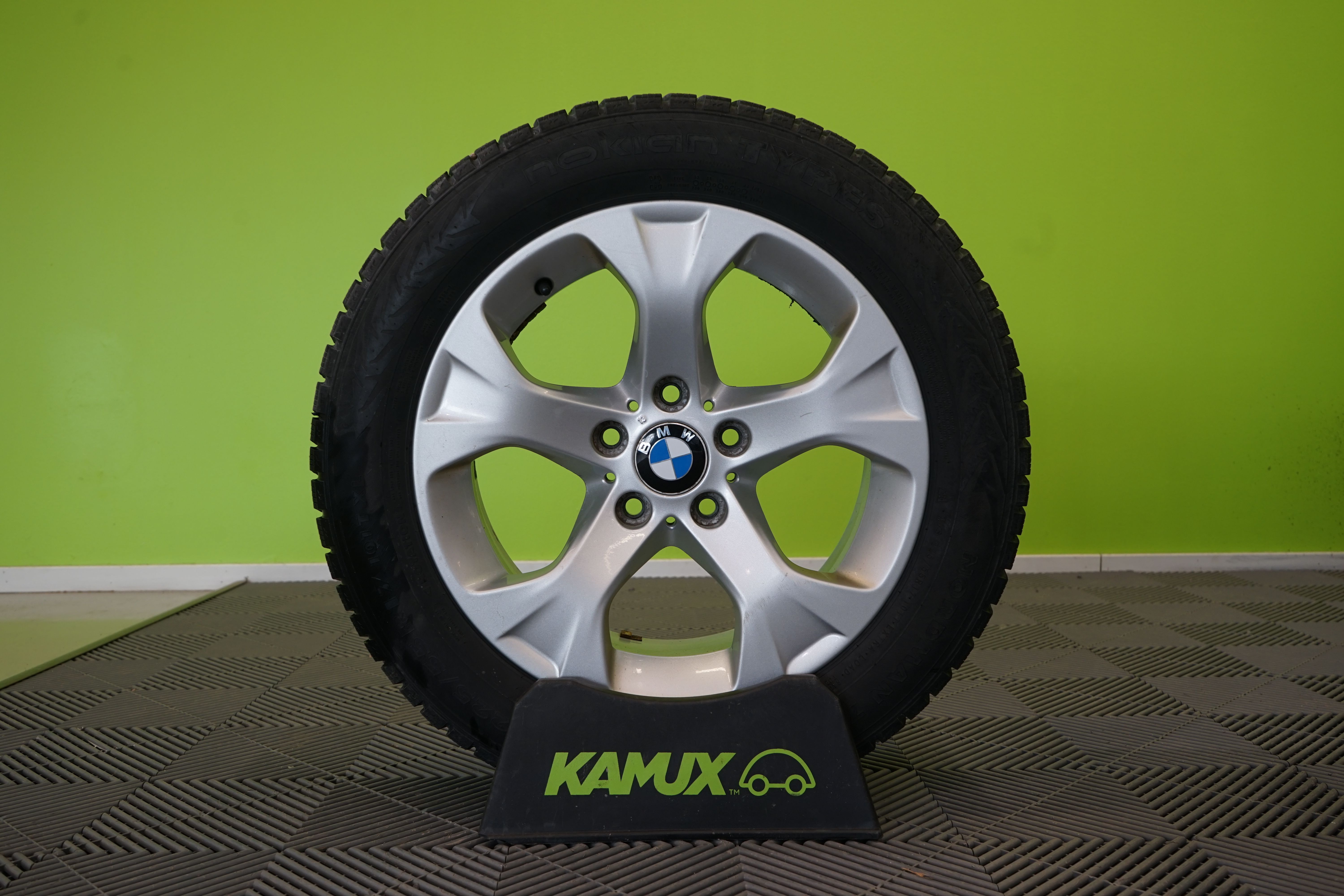 BMW X1 2011