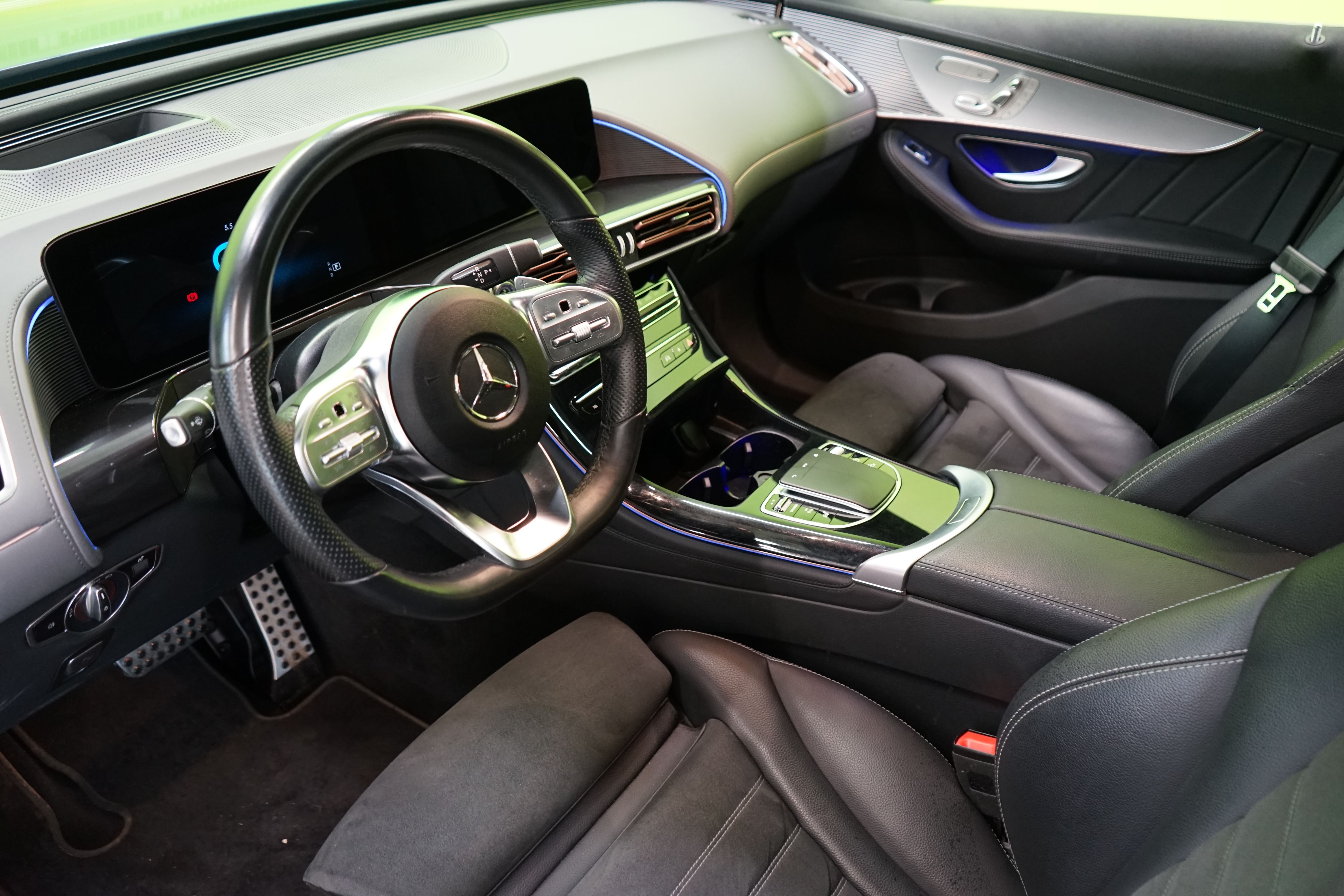 Mercedes-Benz EQC 2022