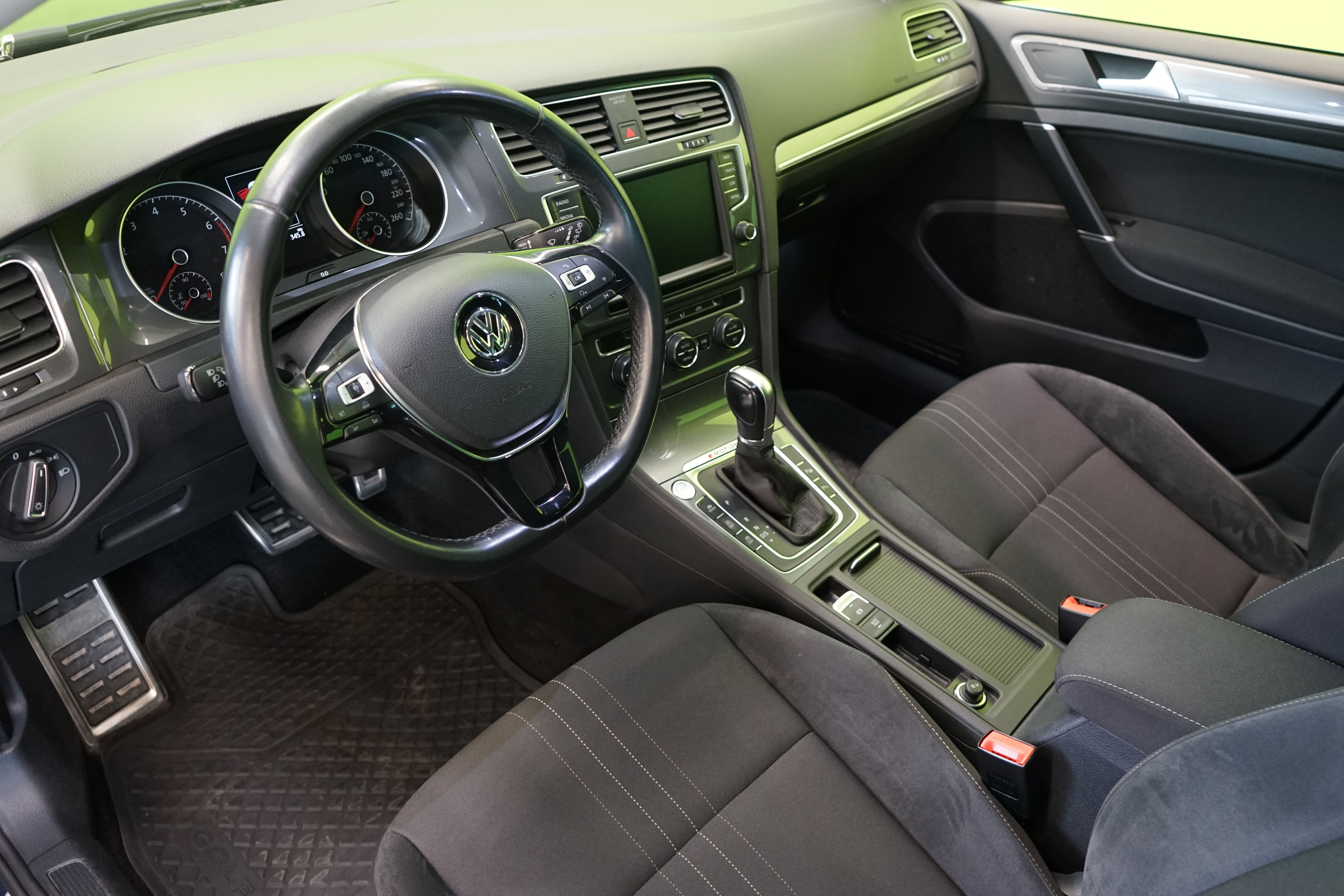 Volkswagen Golf 2016