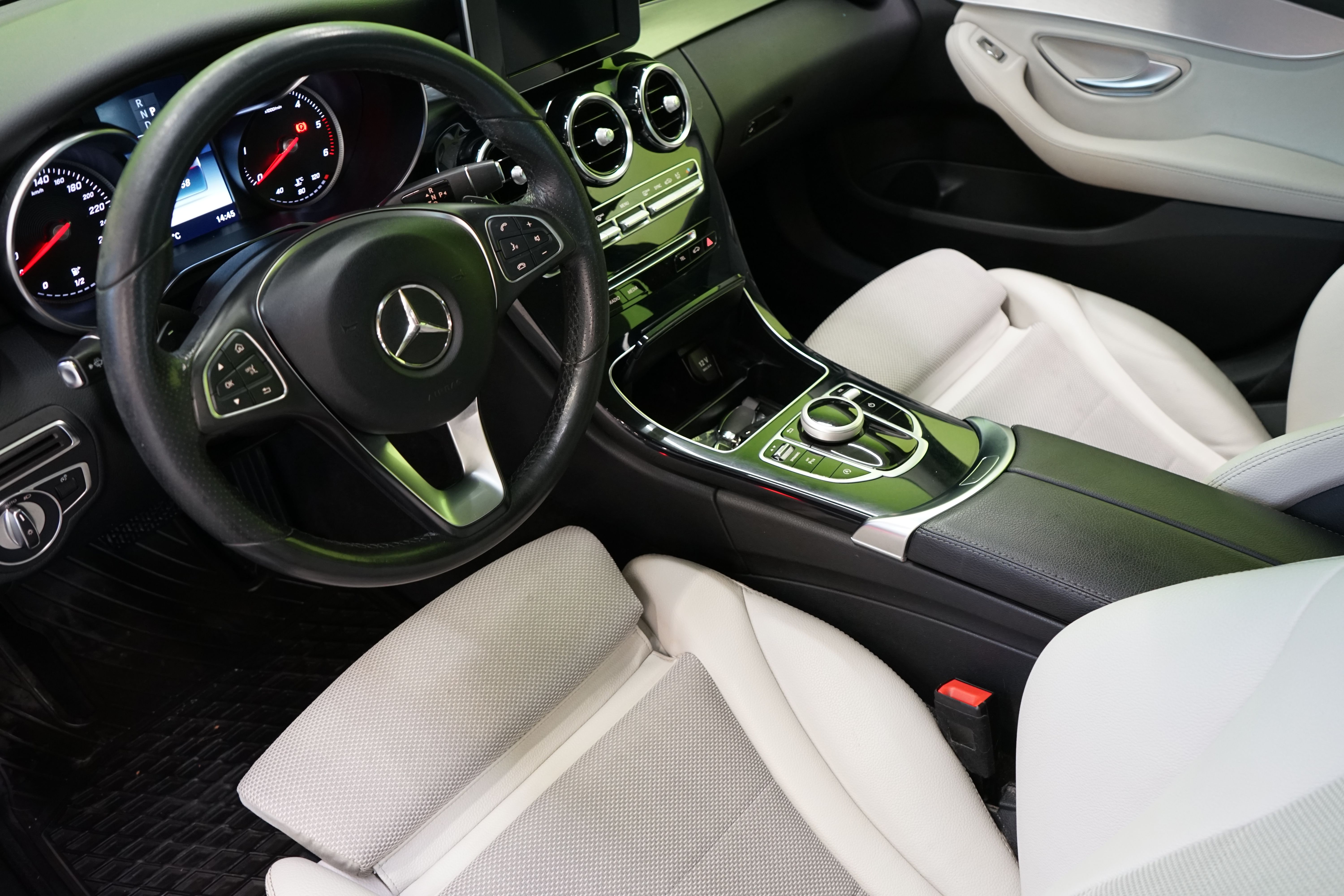 Mercedes-Benz C 2017