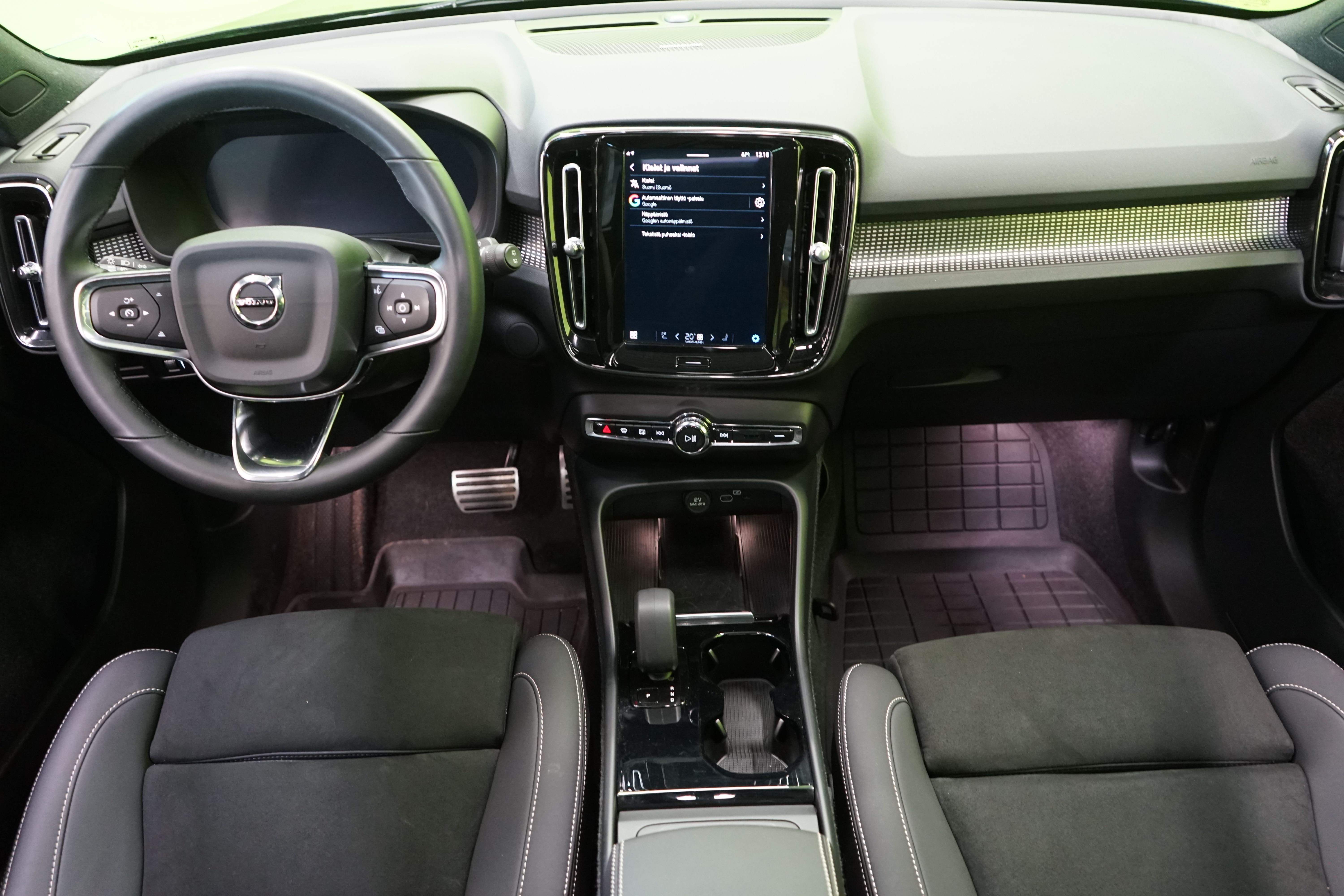 Volvo XC40 2022