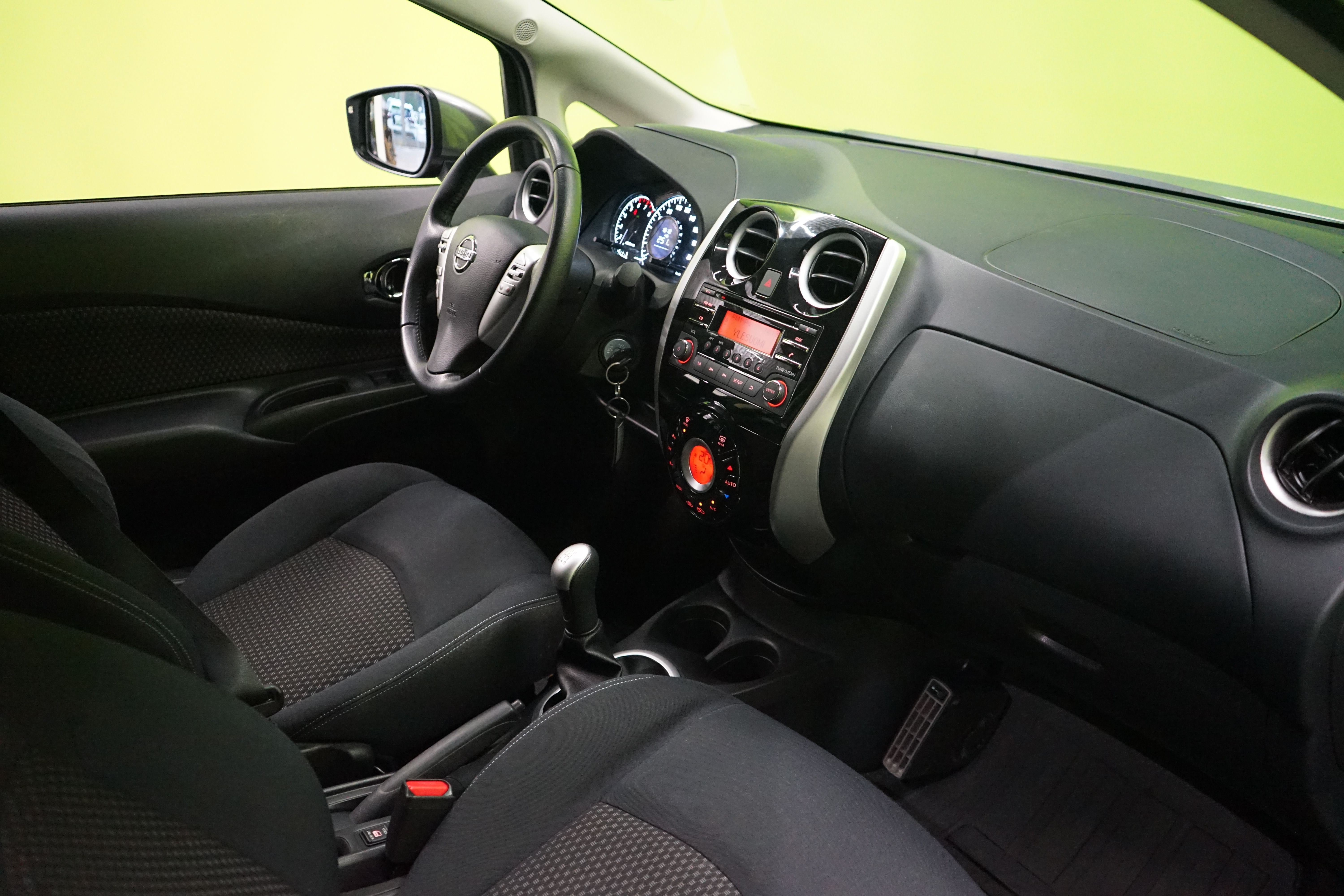 Nissan Note 2015