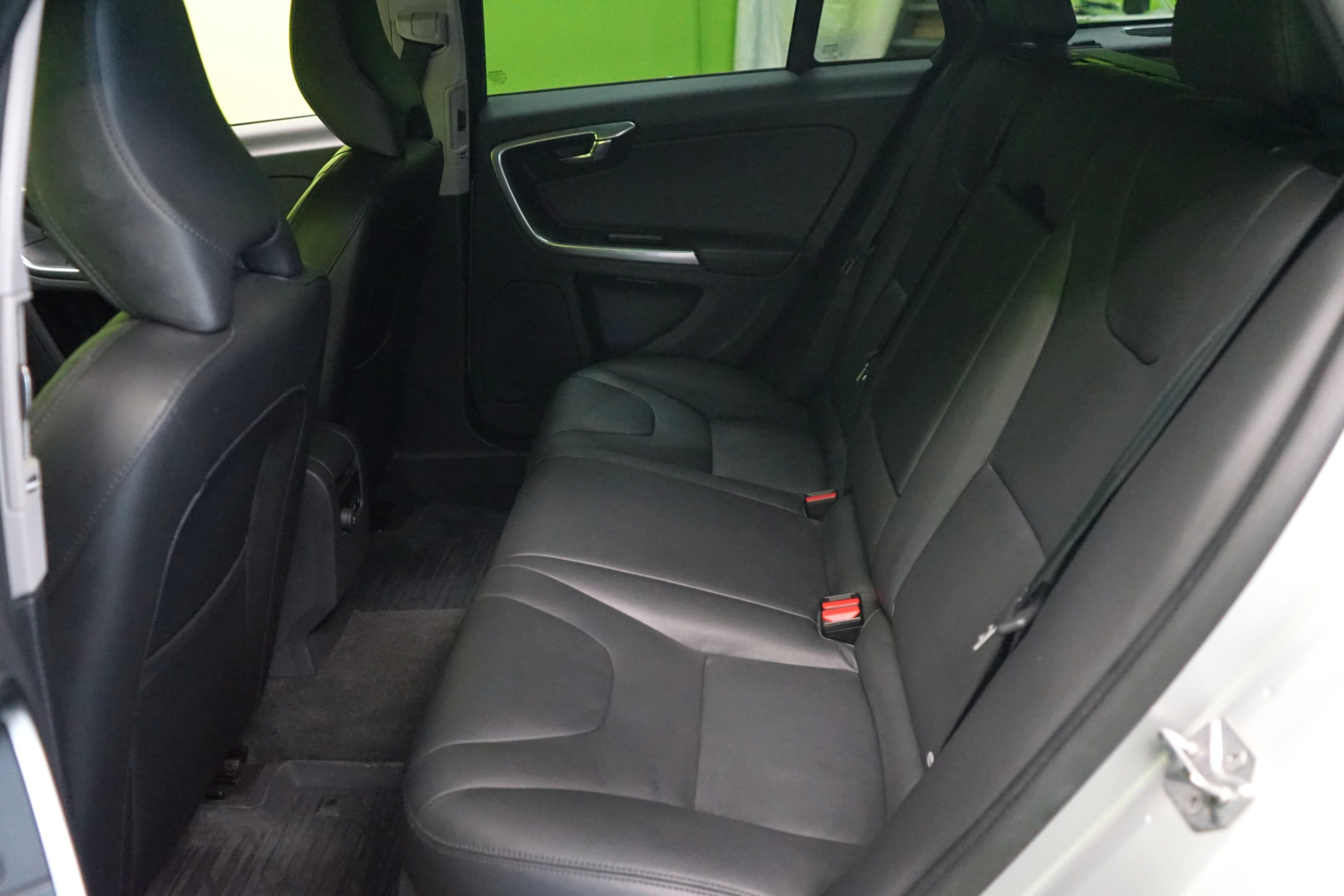 Volvo V60 Cross Country 2017