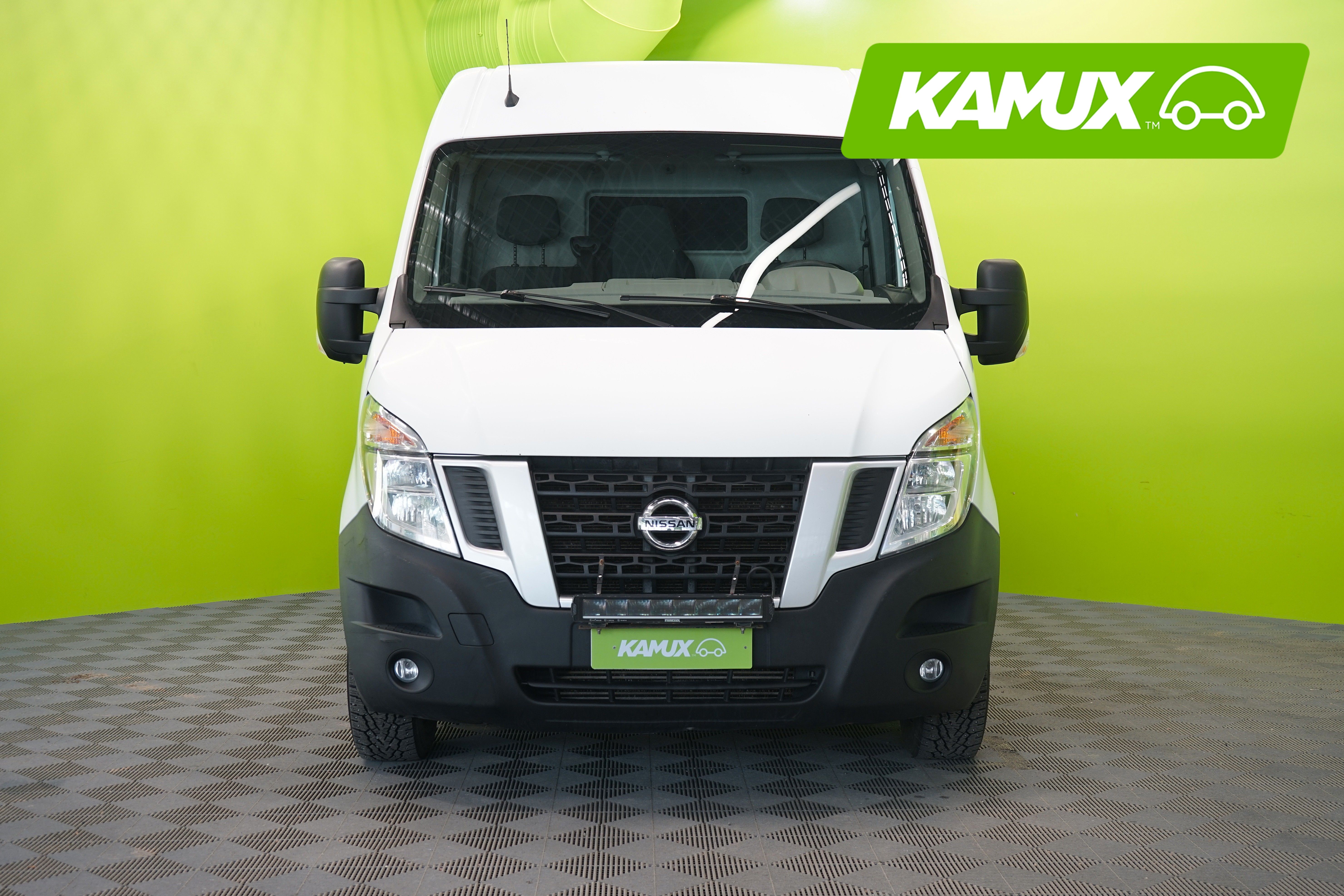 Nissan NV400 2015
