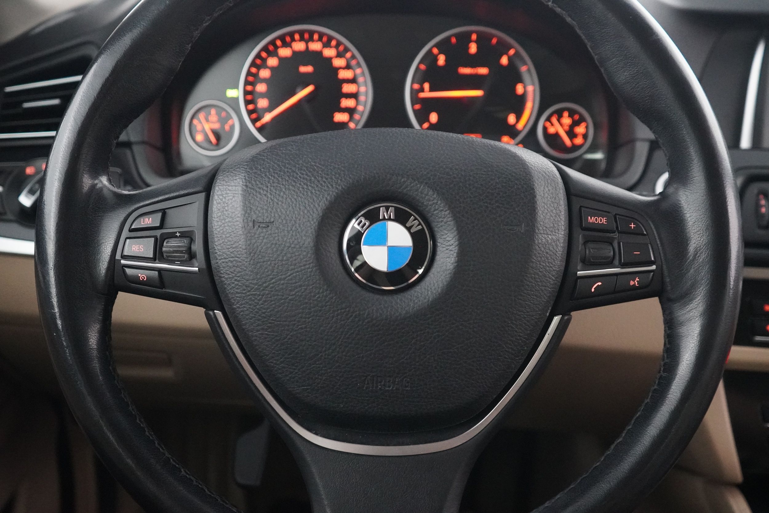 BMW 520 2016