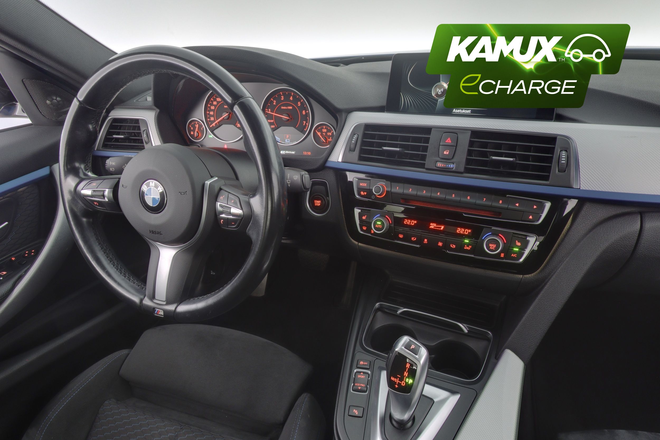 BMW 330 2016