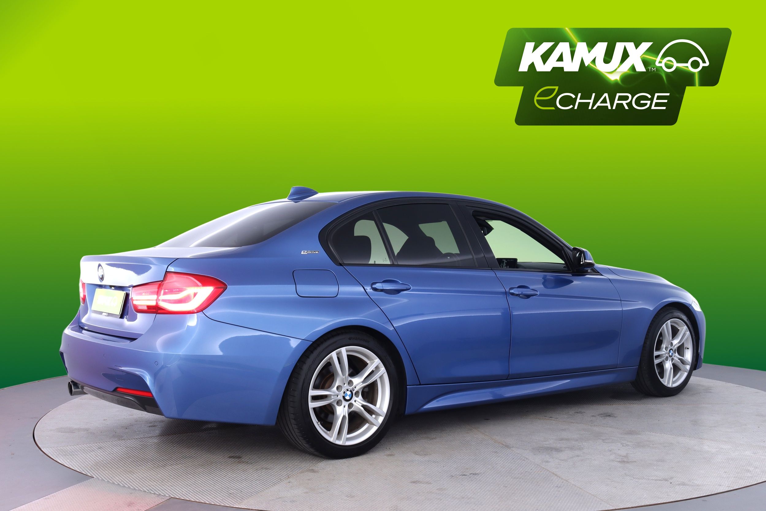 BMW 330 2016