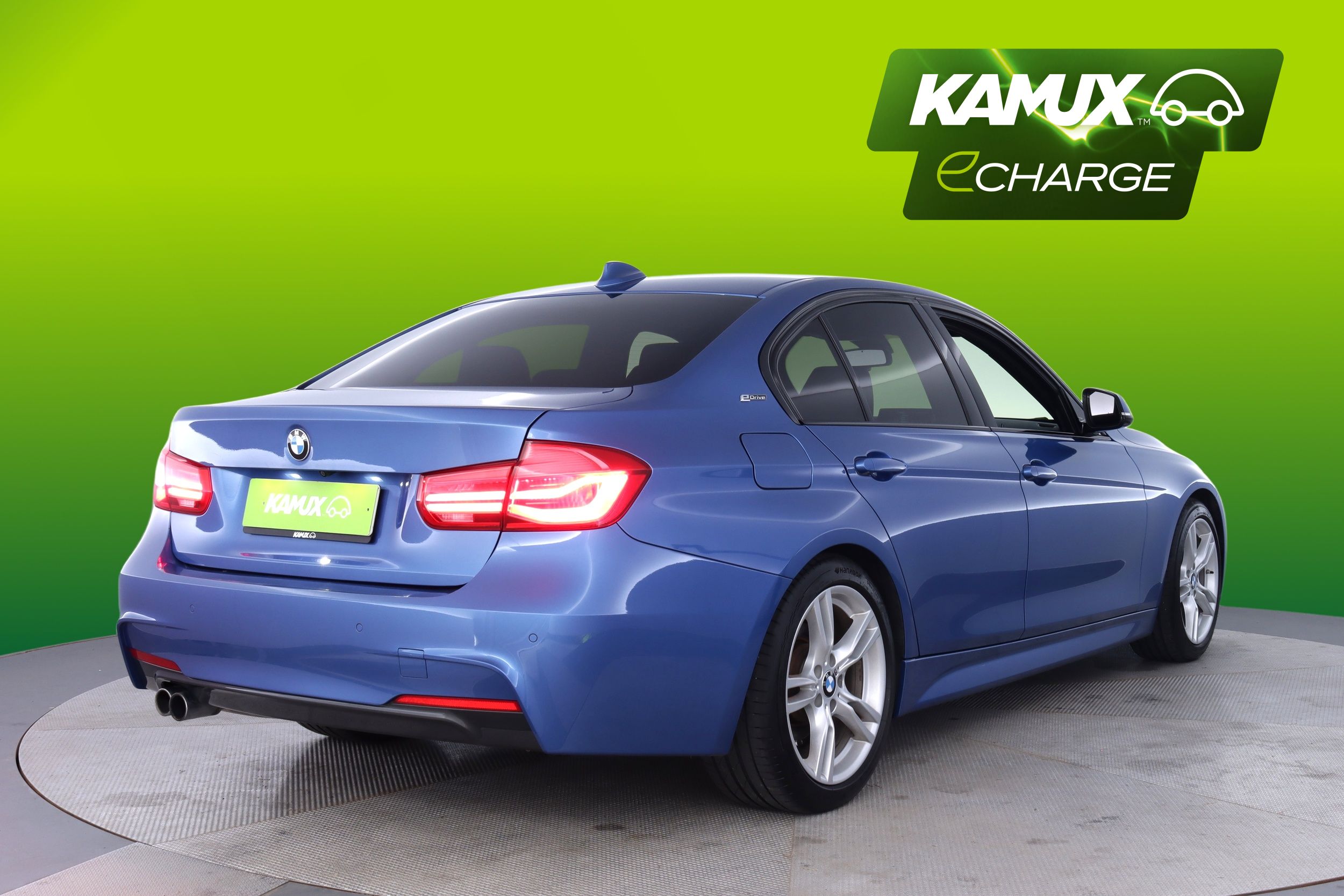 BMW 330 2016