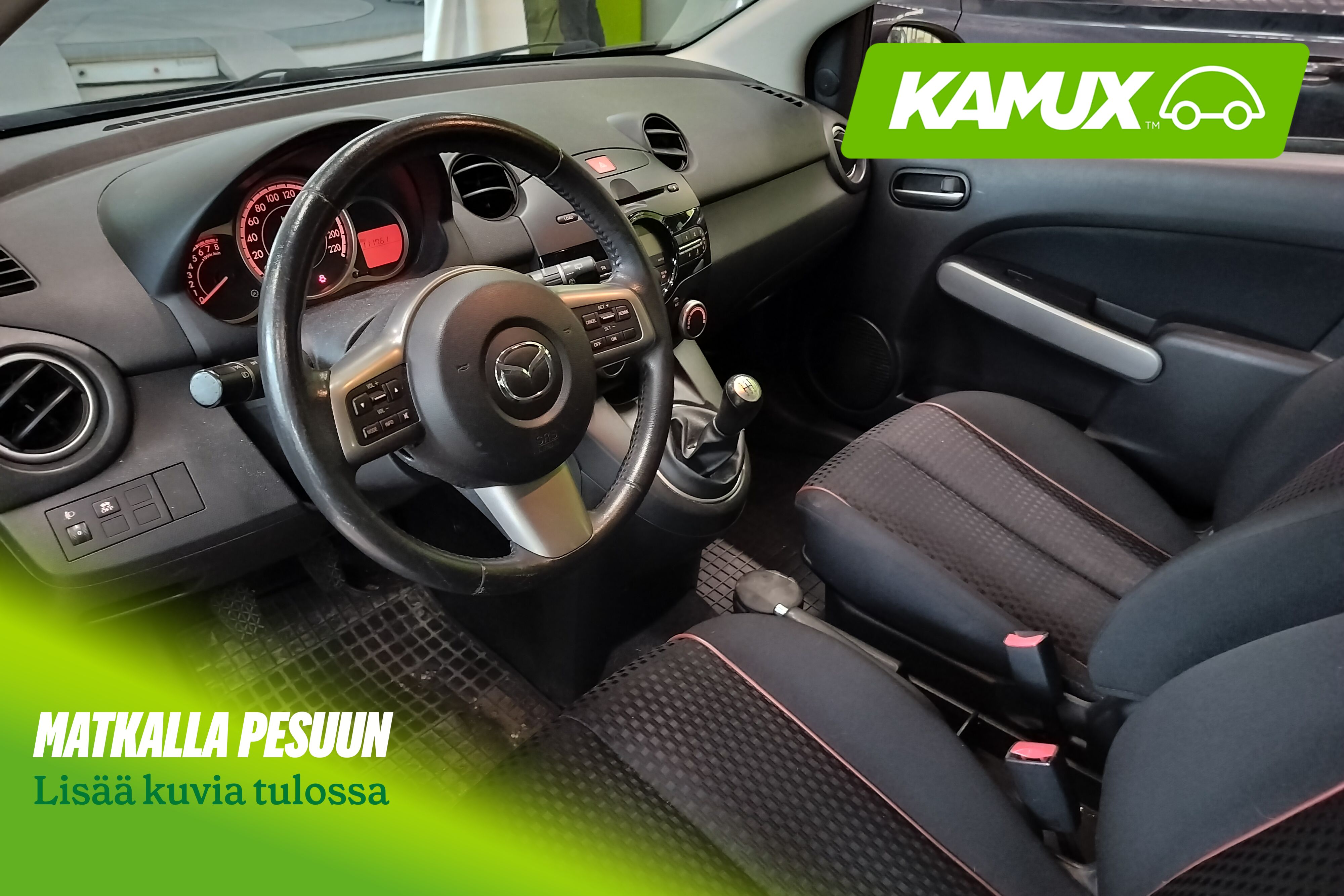 Mazda 2 2012