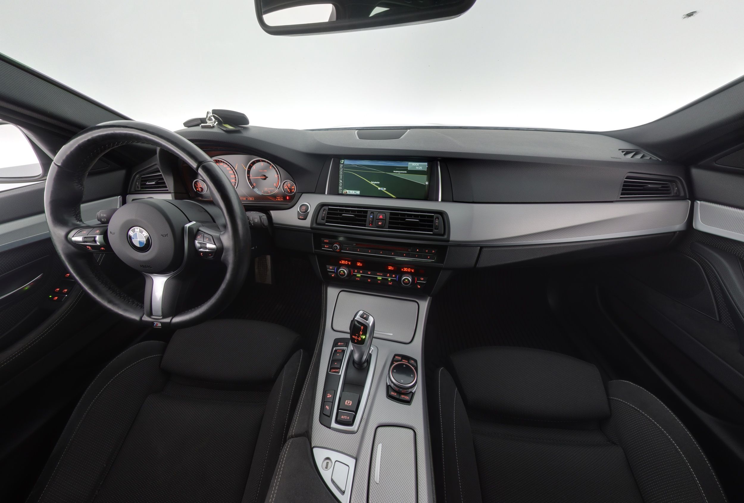 BMW 520 2014