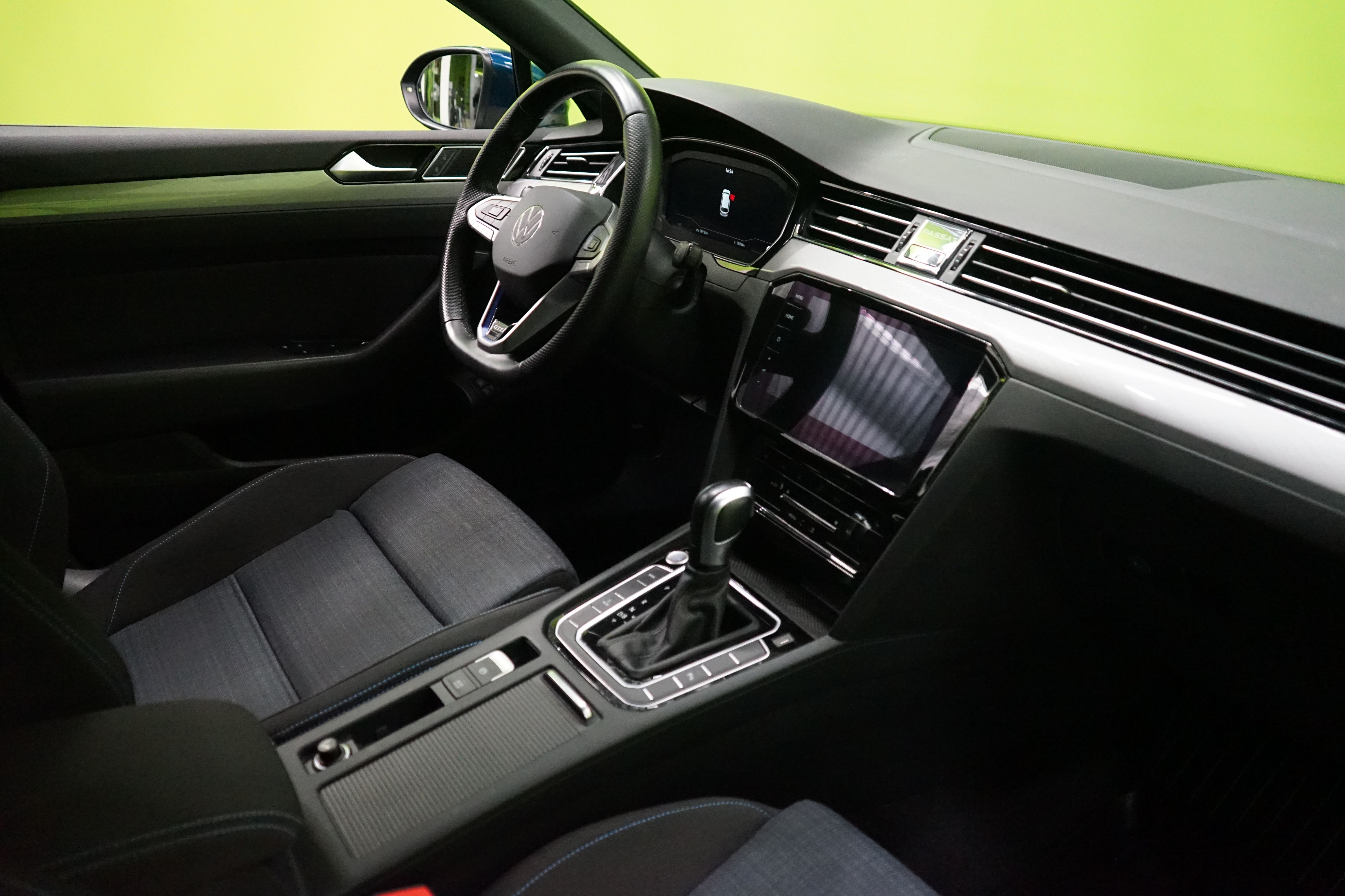 Volkswagen Passat 2022