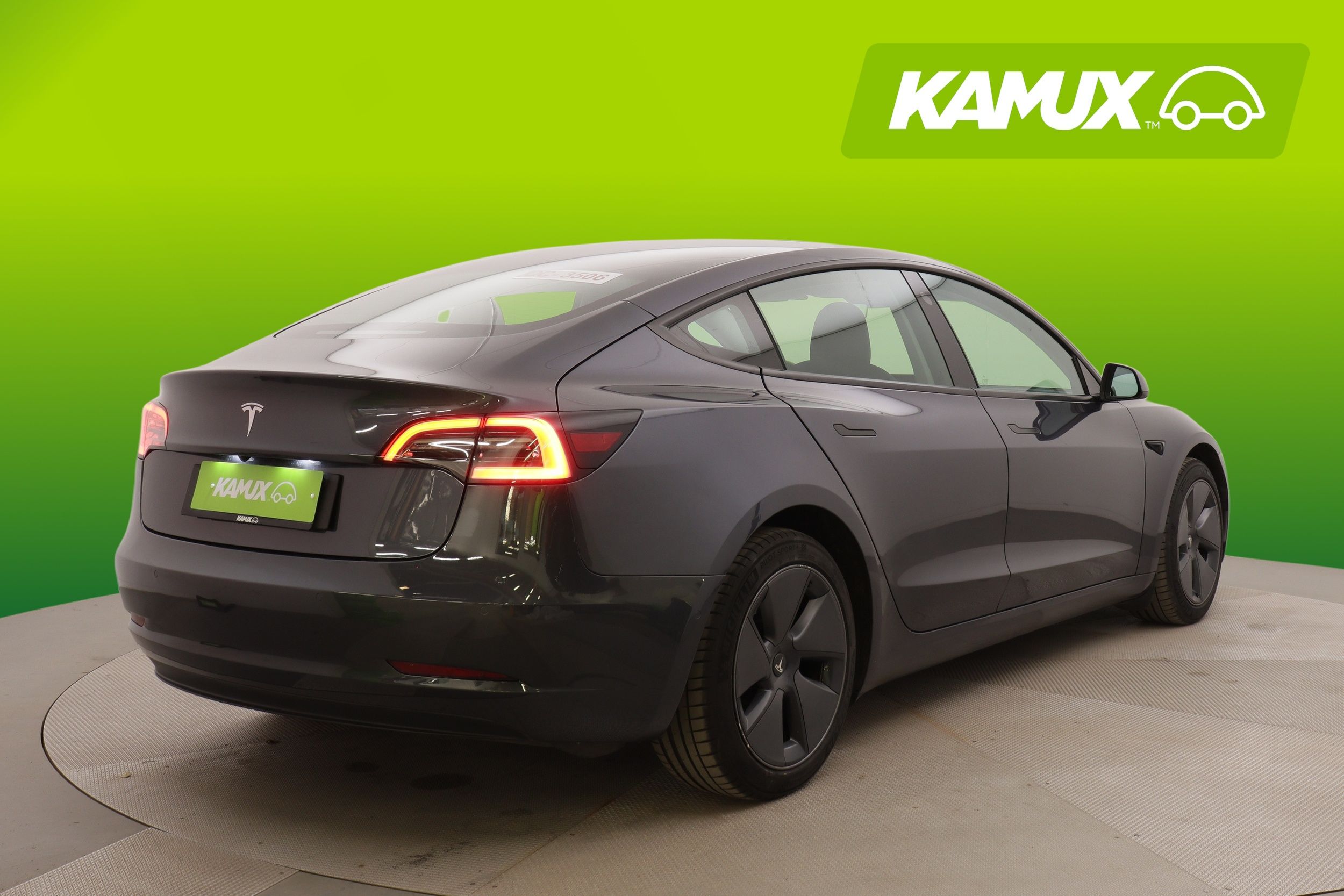 Tesla Model 3 2023