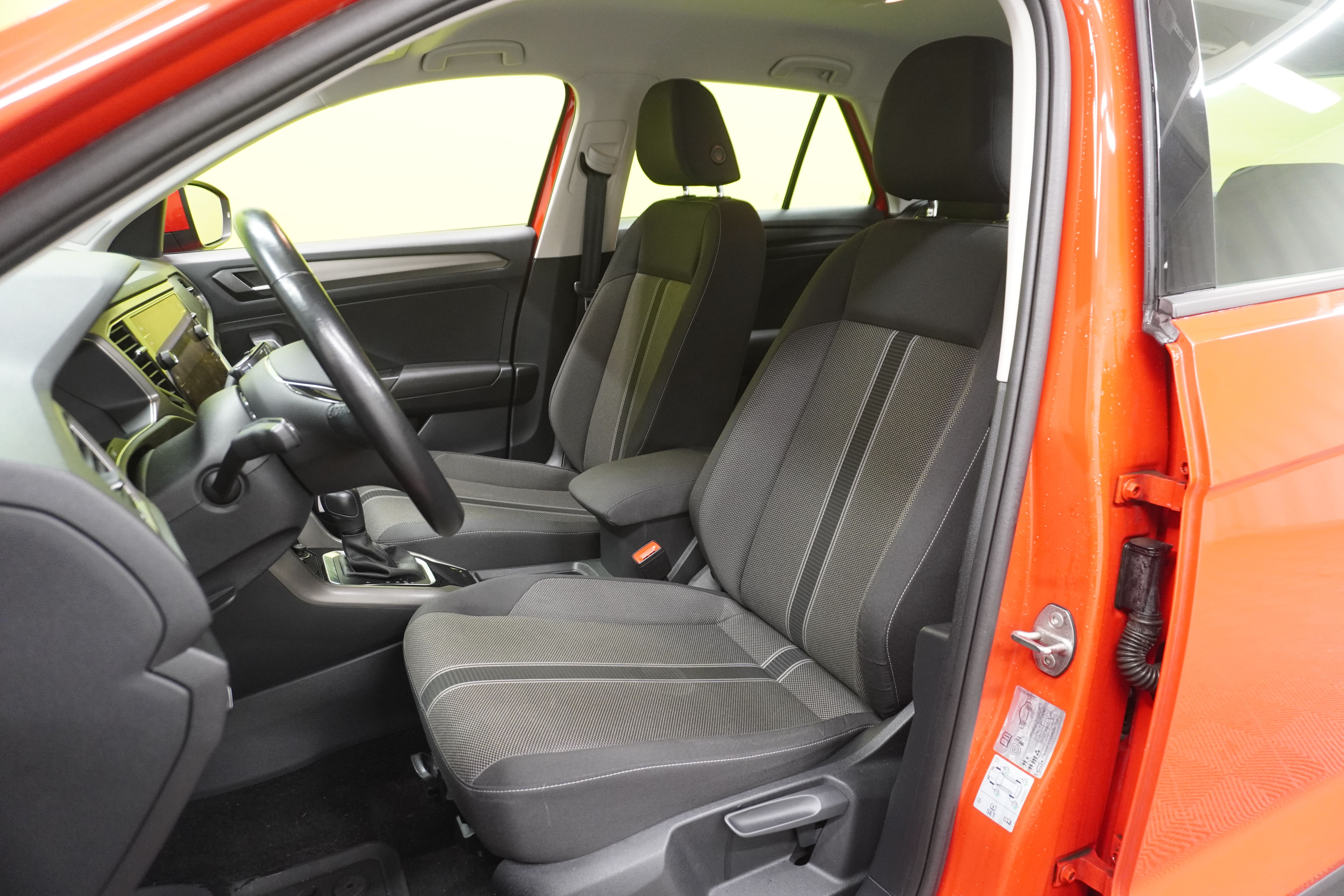 Volkswagen T-Roc 2021