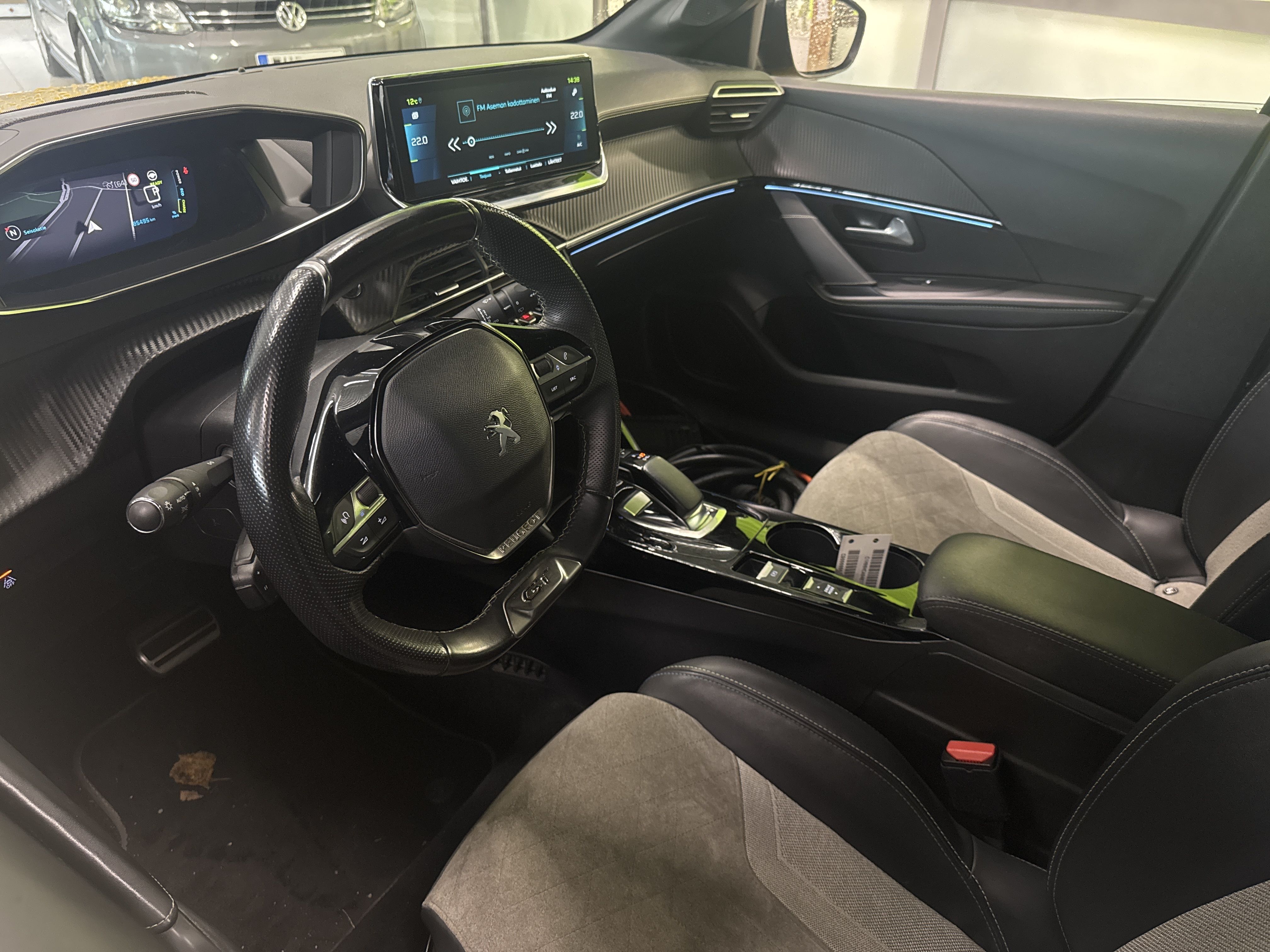 Peugeot e-208 2021