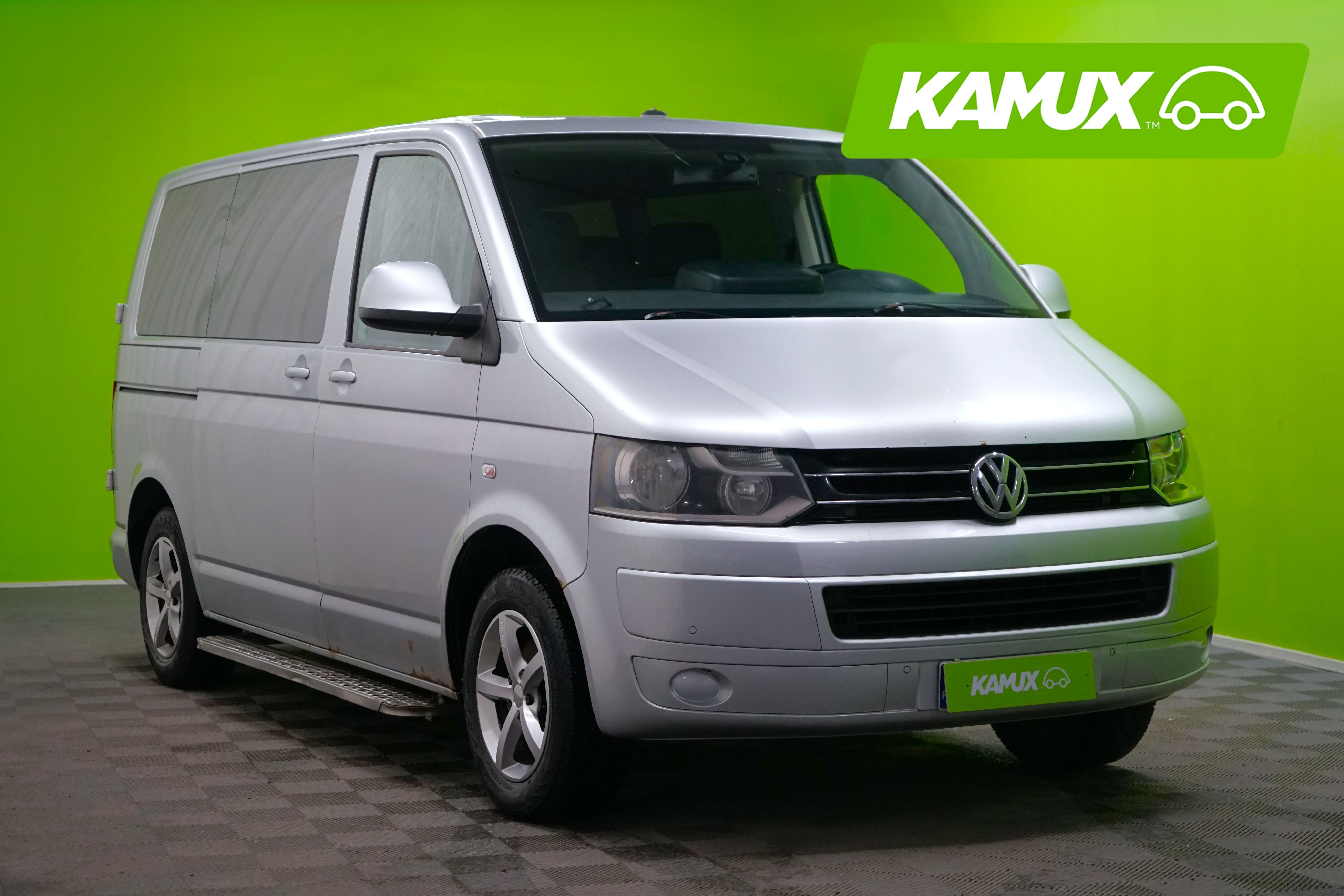 Volkswagen Caravelle 2011