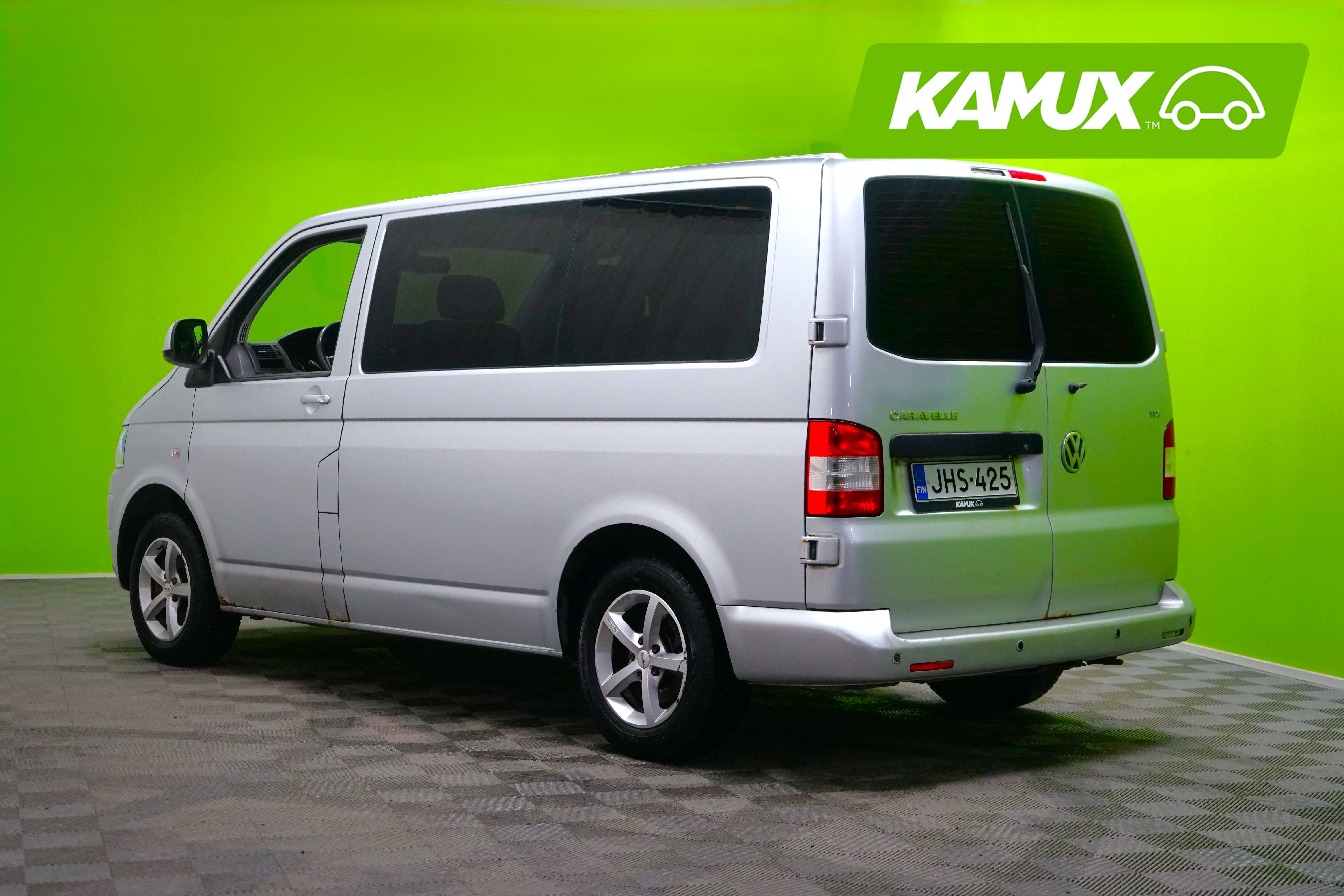 Volkswagen Caravelle 2011