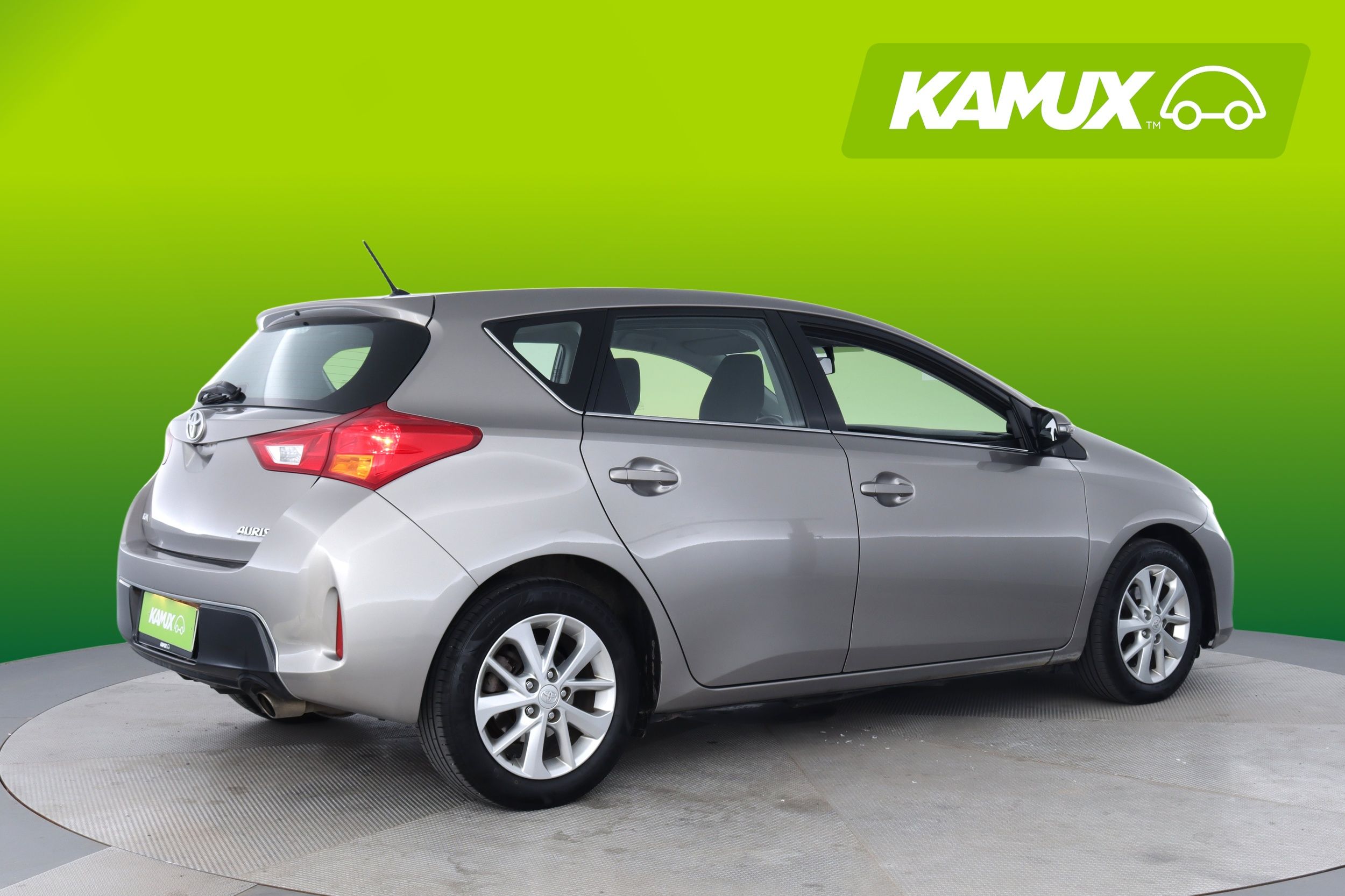Toyota Auris 2013