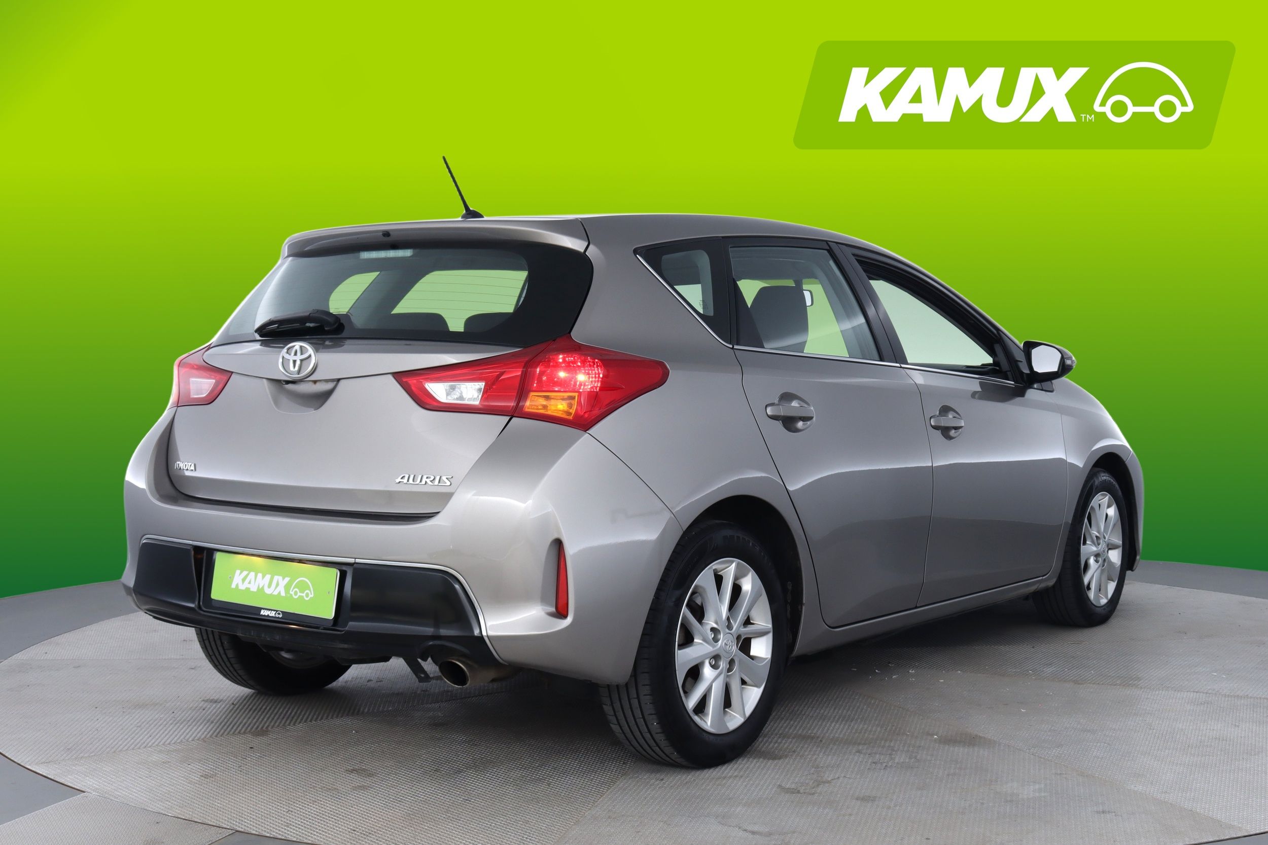 Toyota Auris 2013