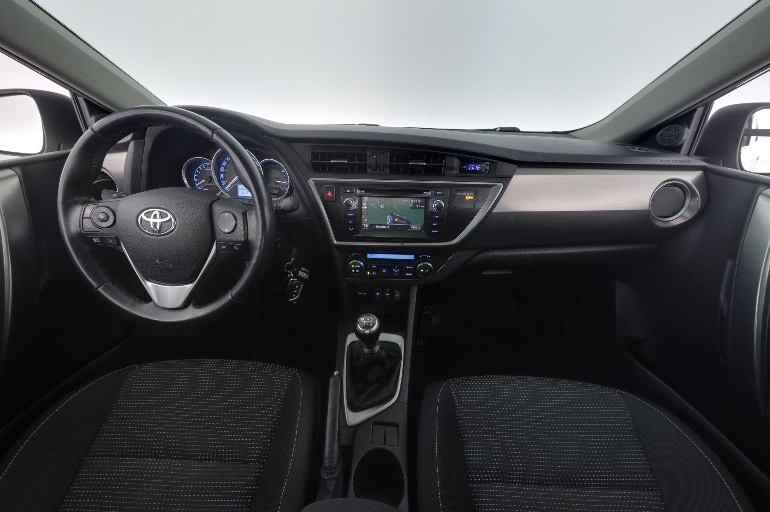 Toyota Auris 2013
