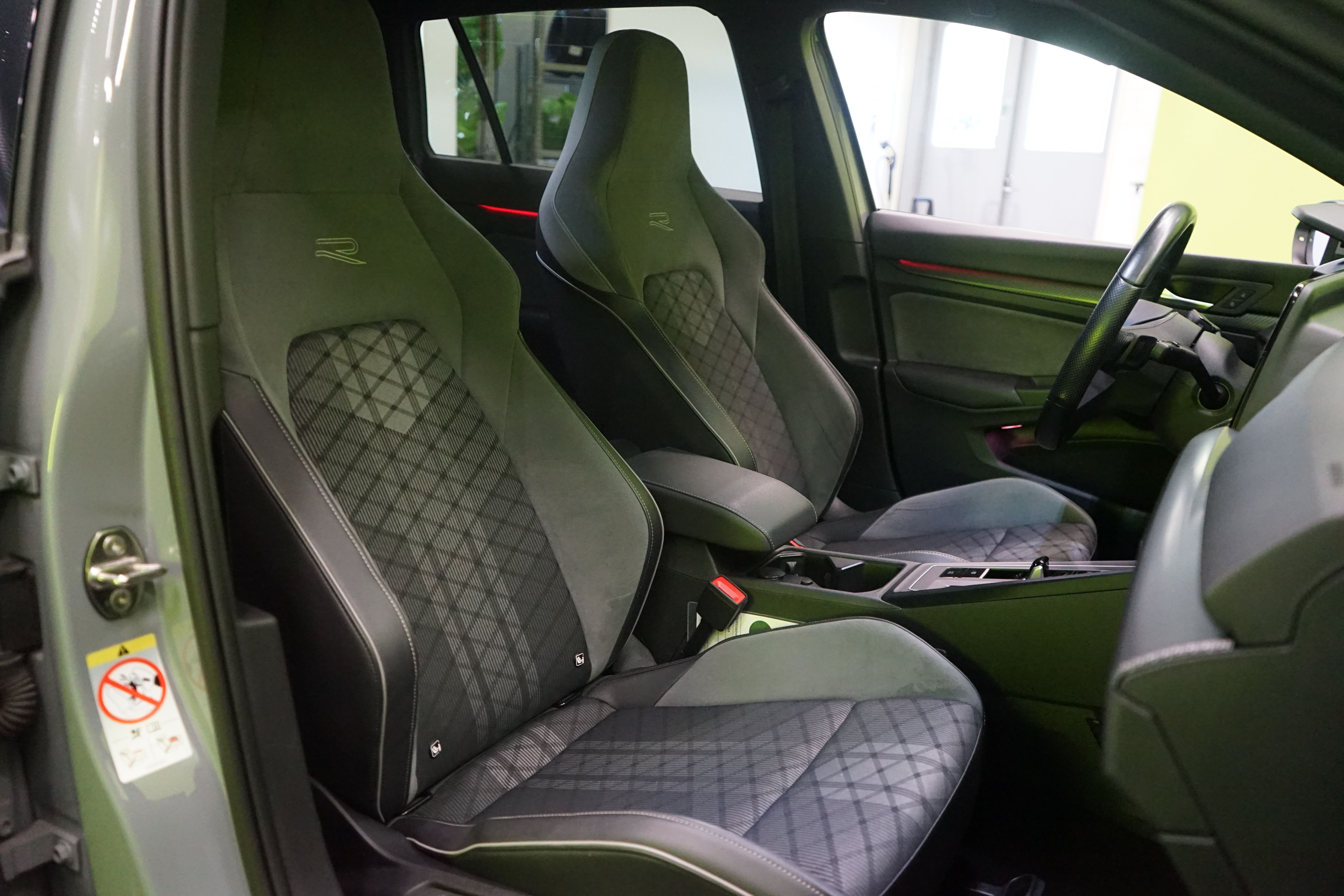 Volkswagen Golf 2021