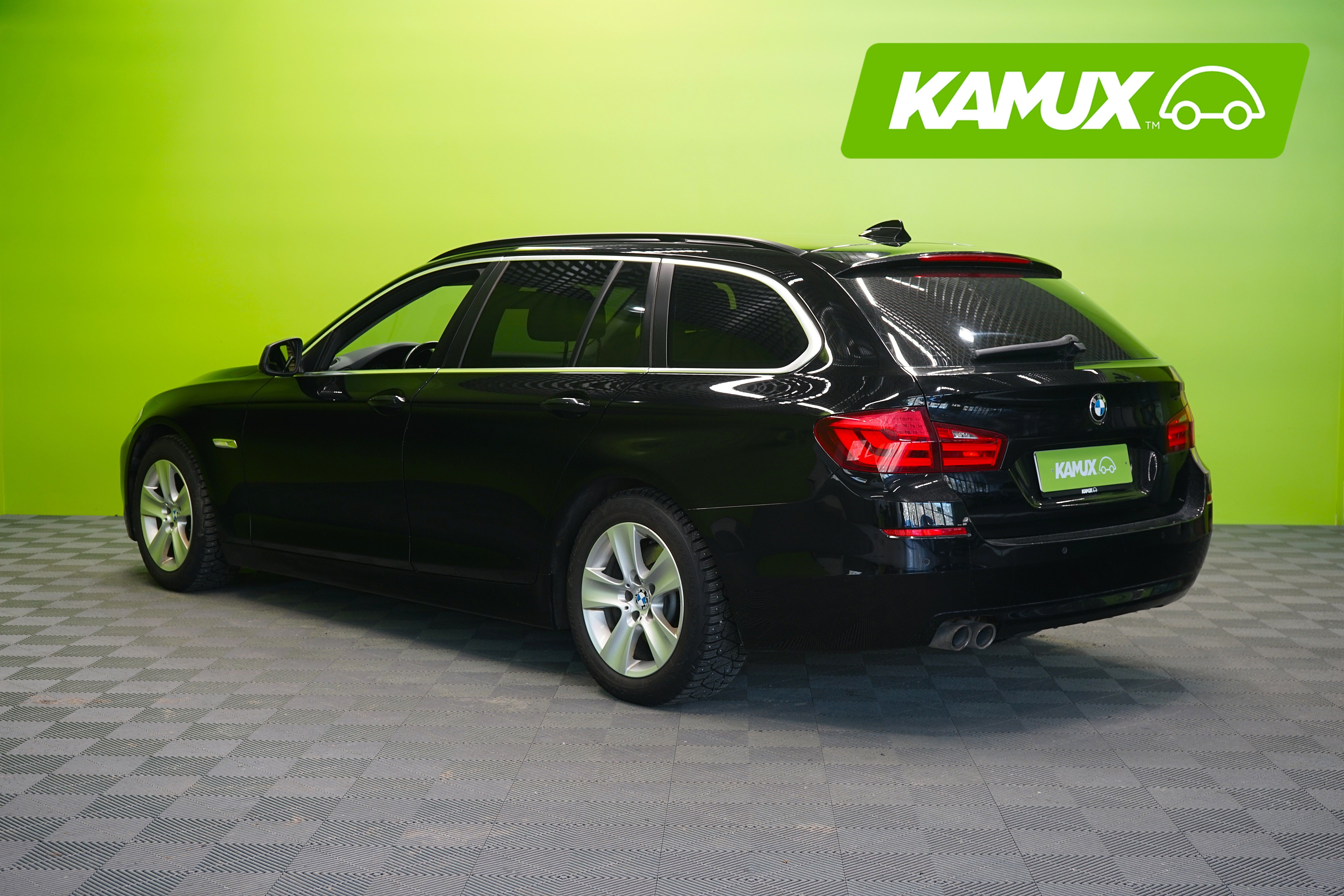 BMW 520 2011