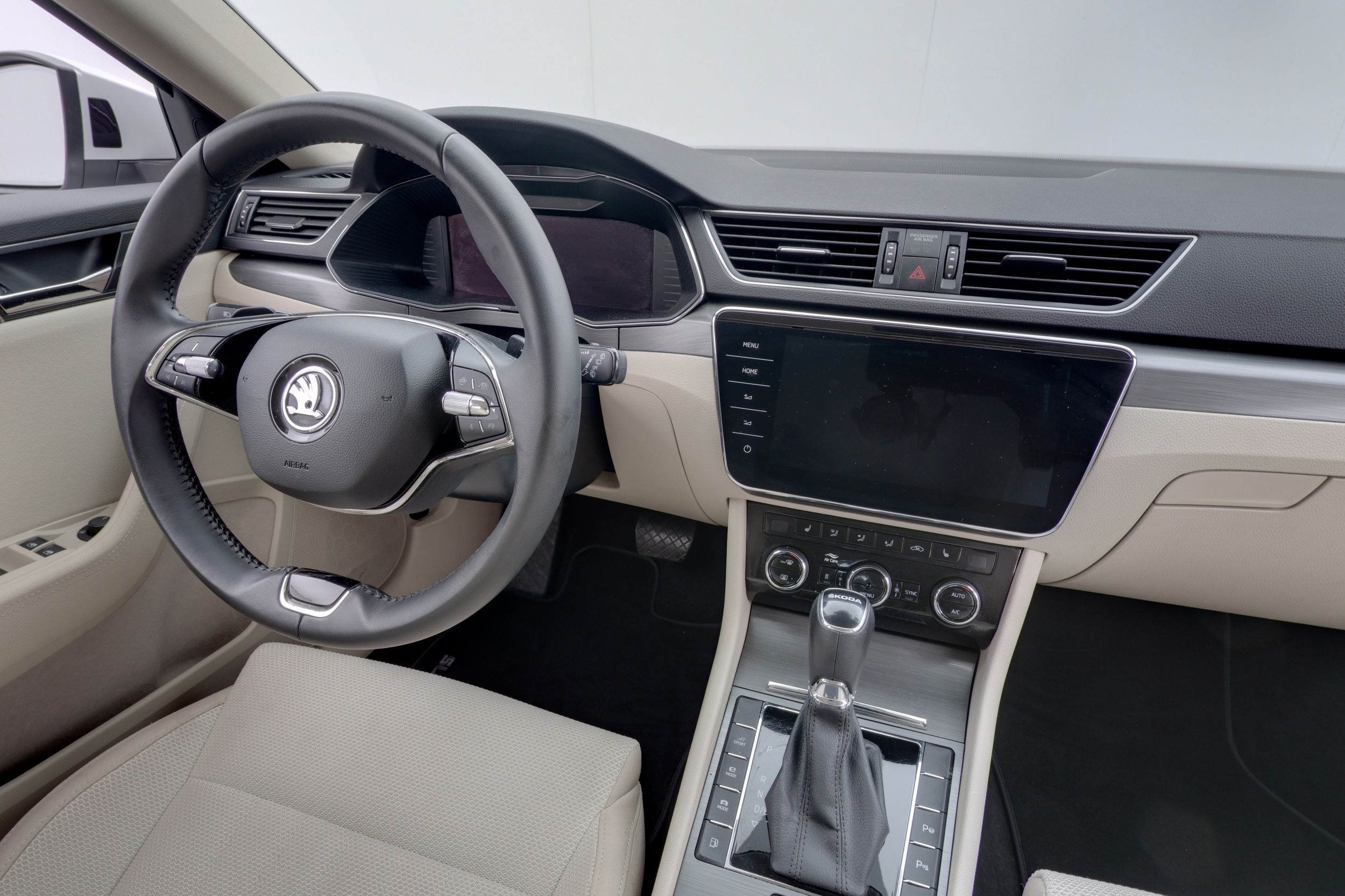 Skoda Superb 2023