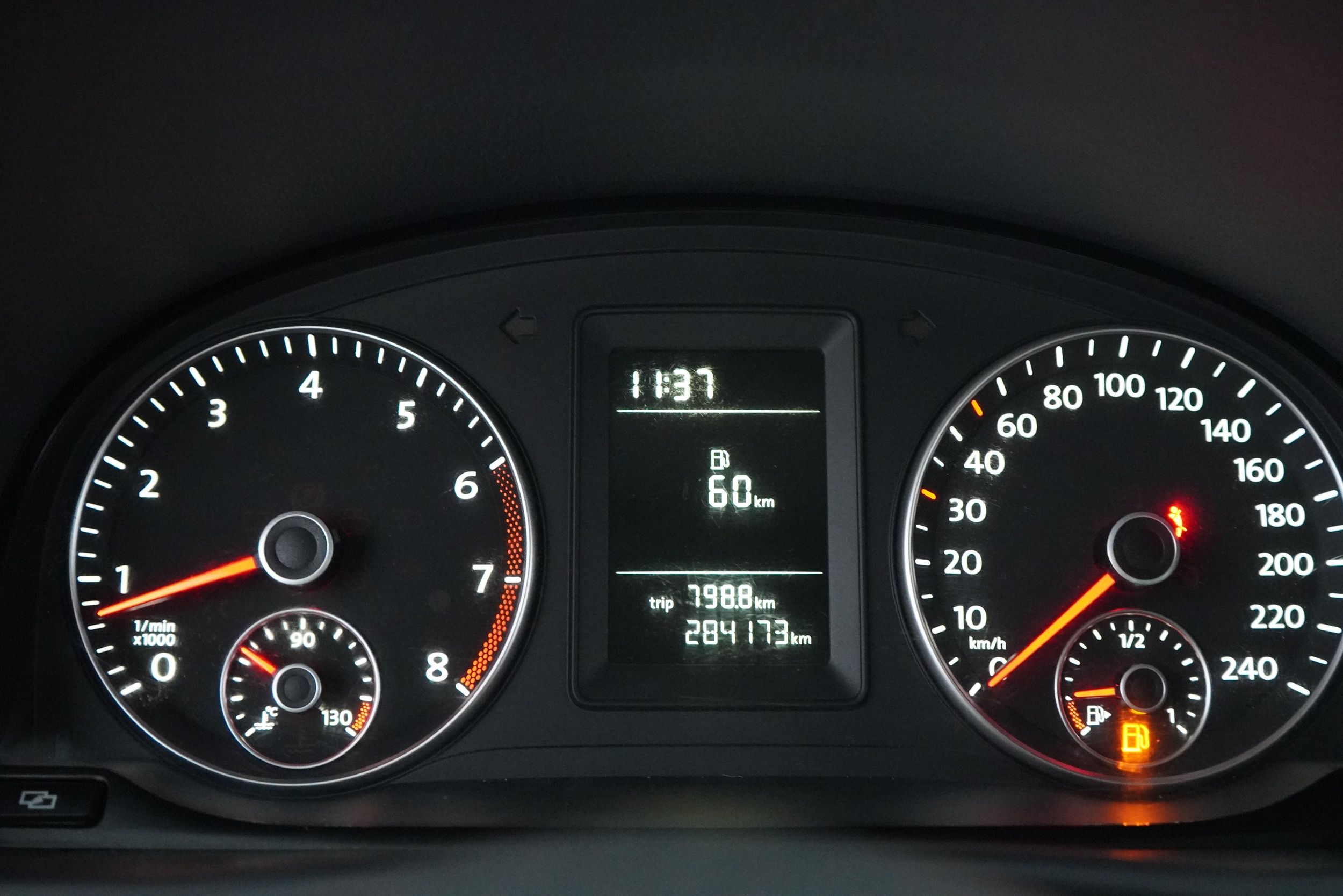 Volkswagen Touran 2011