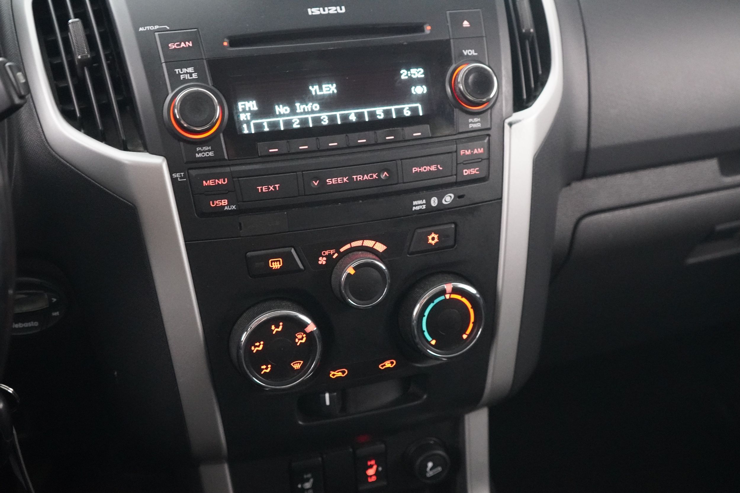 Isuzu D-Max 2013