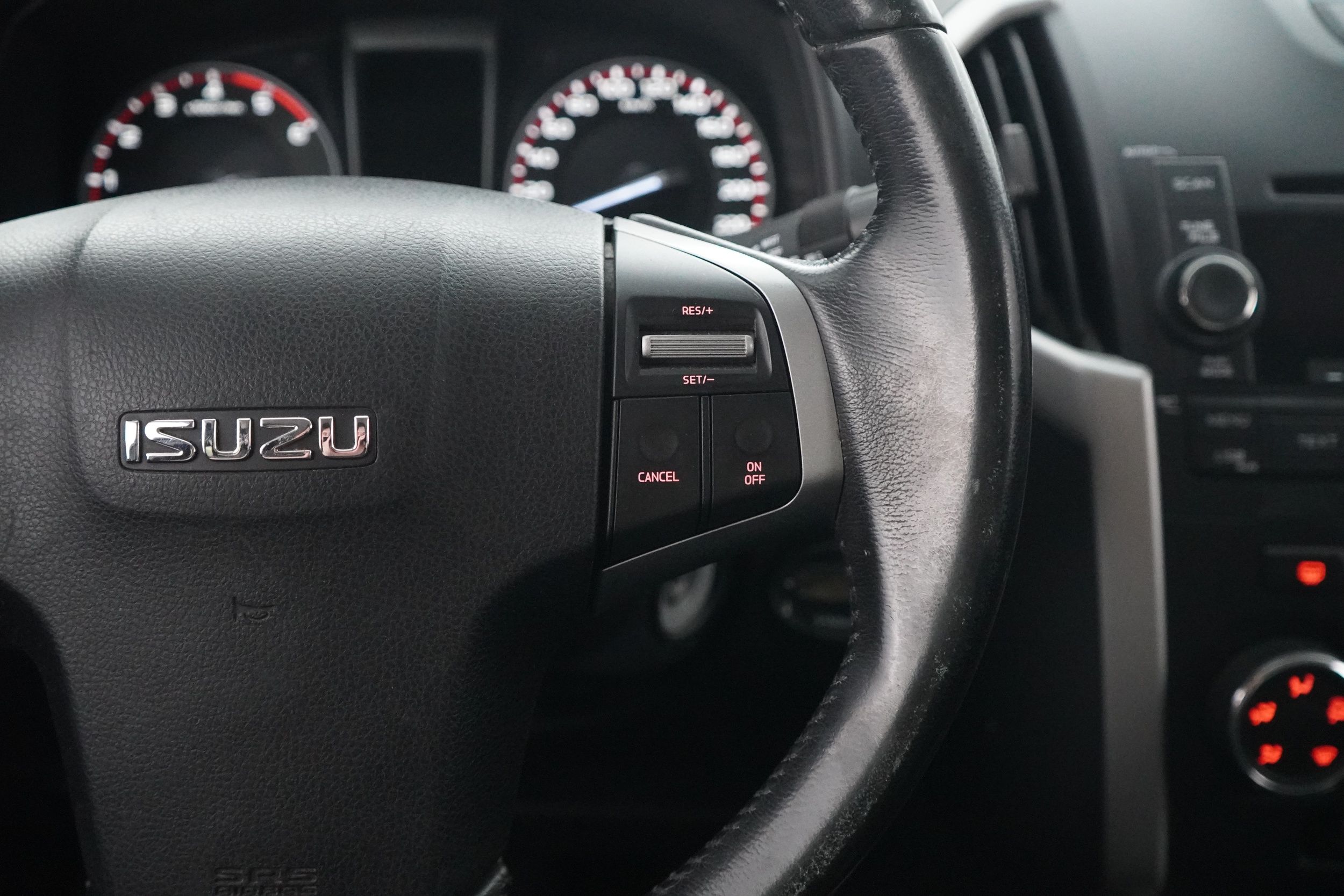 Isuzu D-Max 2013